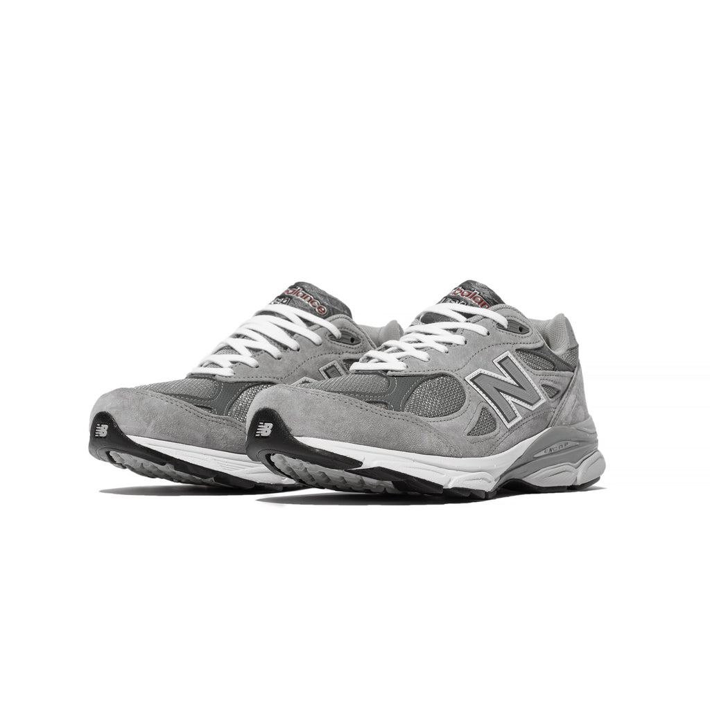 Оригінальна Mens Made Us 990v3 Shoes New balance – вид ззаду