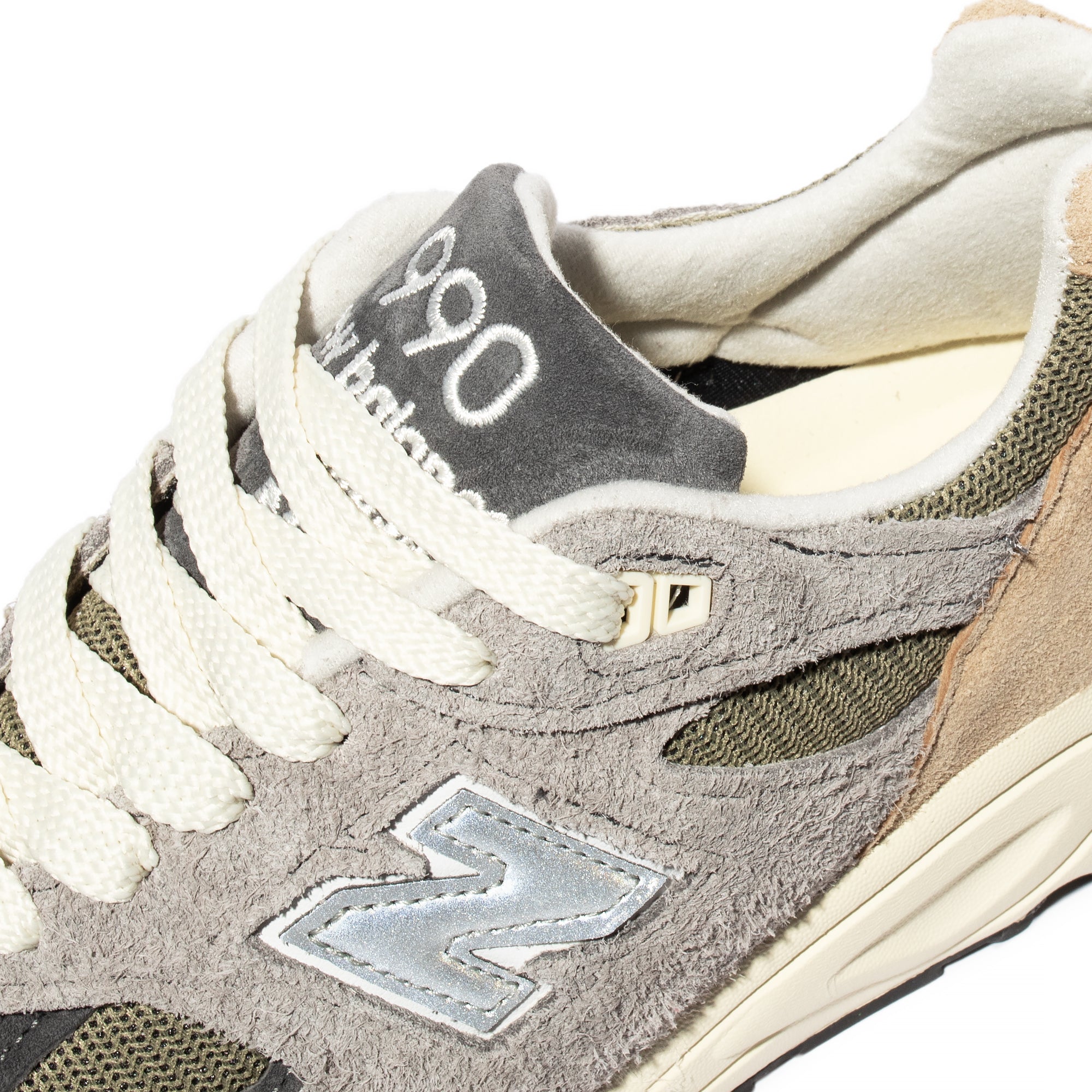 Оригінальна 990v2 Made By Teddy Shoes New balance – збільшений вид