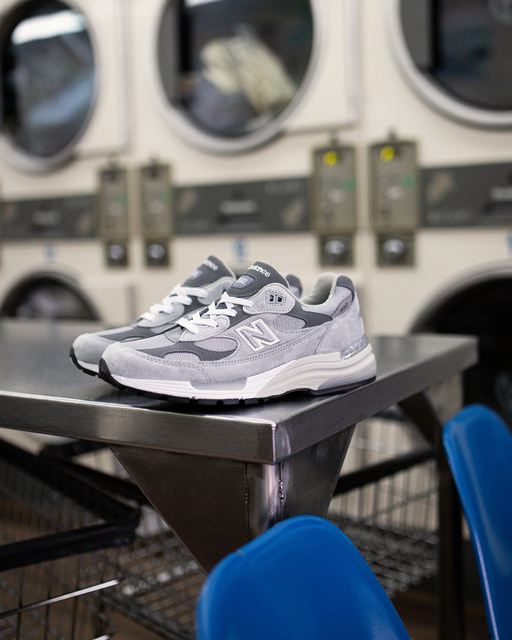 Оригінальна 992 Made In Us Shoes New balance – вид ззаду