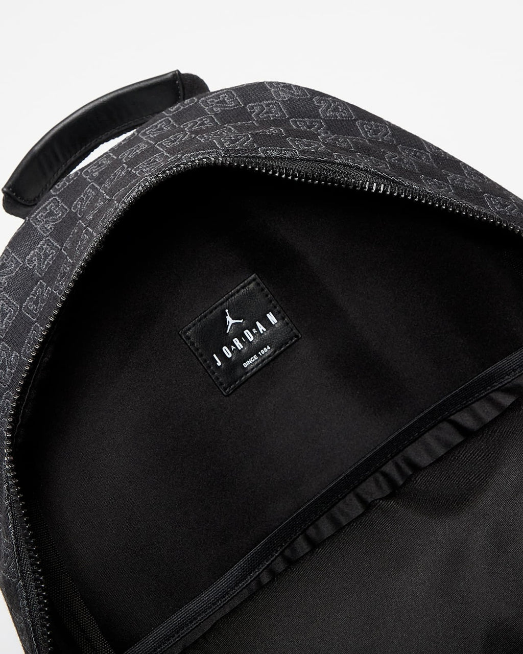 Monogram Jacquard Backpack Air jordan оригінал – Купити в Україні – збільшений вид