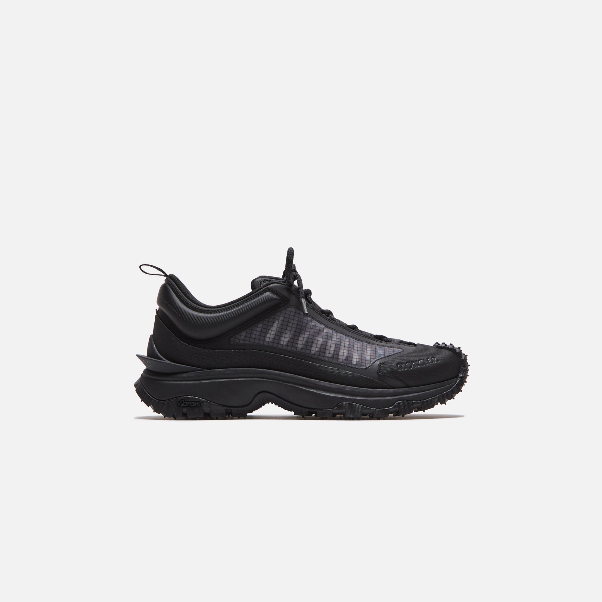 Trailgrip Lite Low Top Sneakers Black Moncler – Гарантія оригінальності – боковий вид - MONCLER