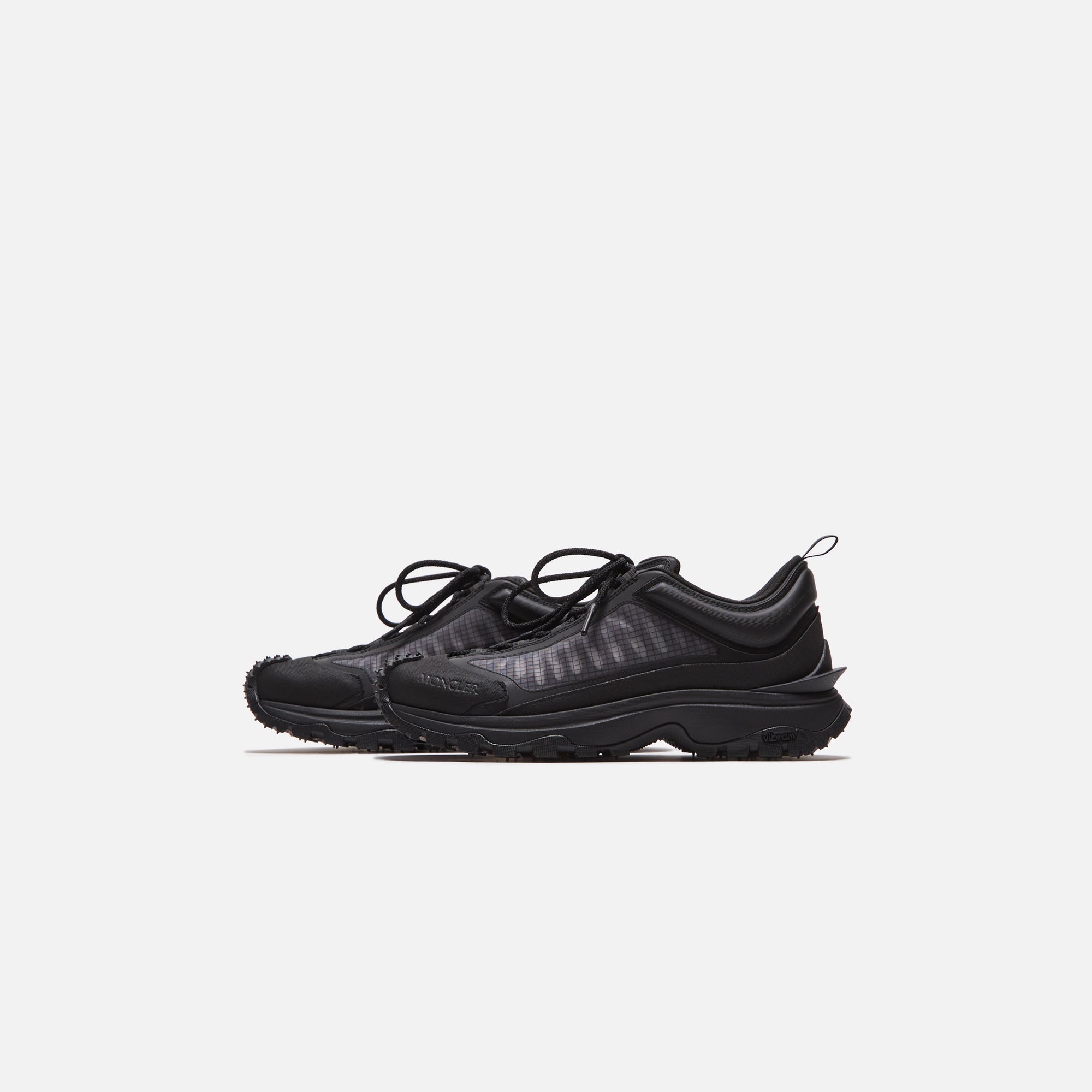Trailgrip Lite Low Top Sneakers Black Moncler – Гарантія оригінальності – детальний вид - MONCLER