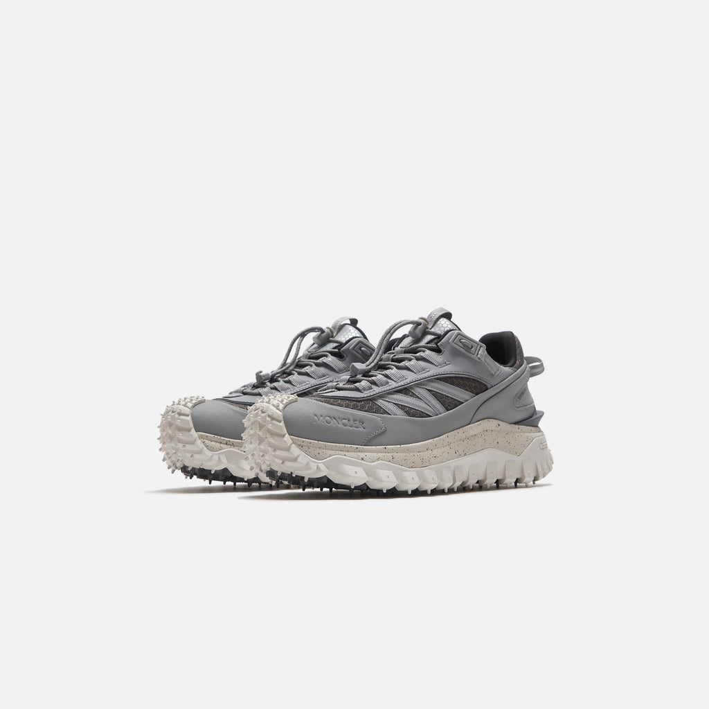 Trailgrip Low Top Sneakers Silver Moncler оригінал – Купити в Україні – вид ззаду