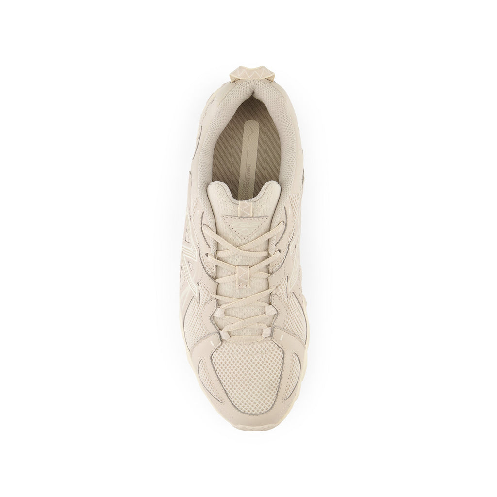 Оригінальна 610v1 Shoes New balance – вид ззаду