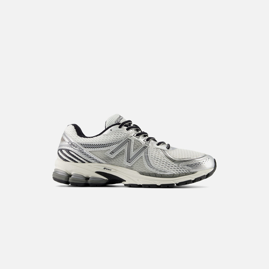 Оригінальна 860v2 Optic White New balance – боковий вид