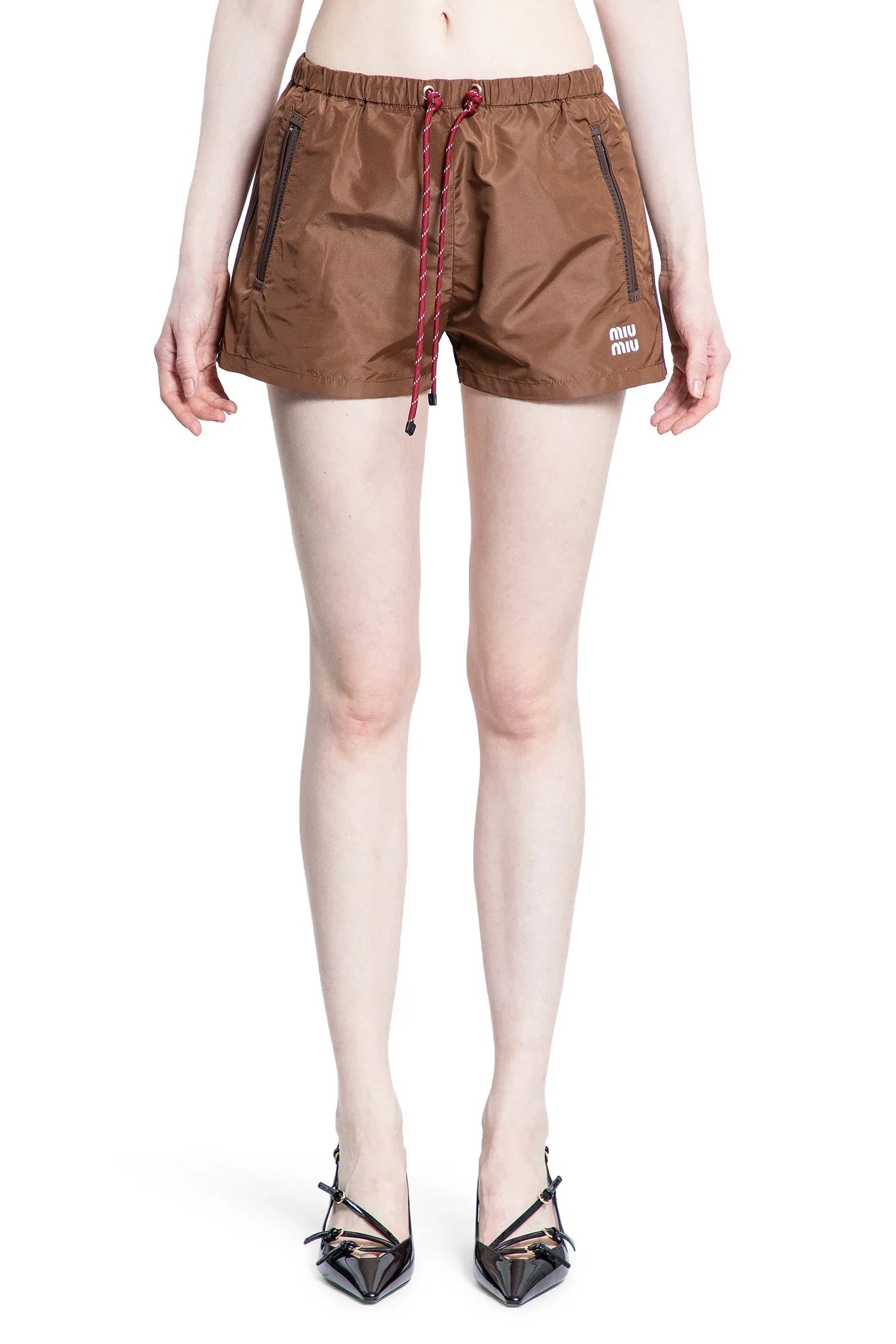 Woman Brown Shorts Miu miu – Гарантія оригінальності – вид ззаду