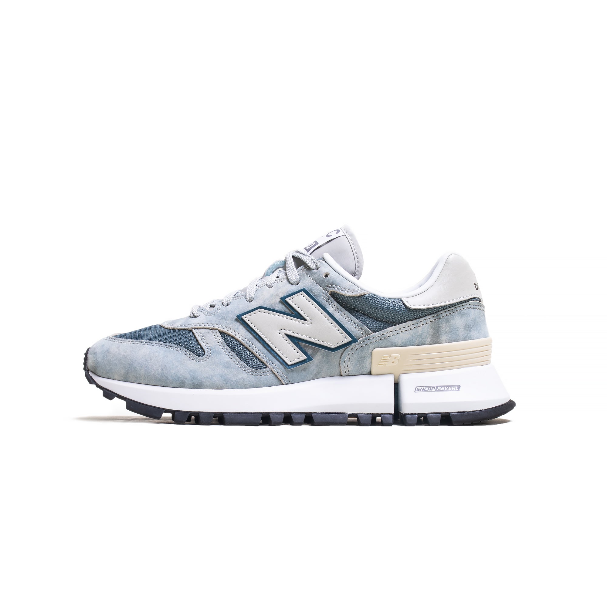 Оригінальна Mens 1300 Tokyo Design Studio Shoes New balance – боковий вид