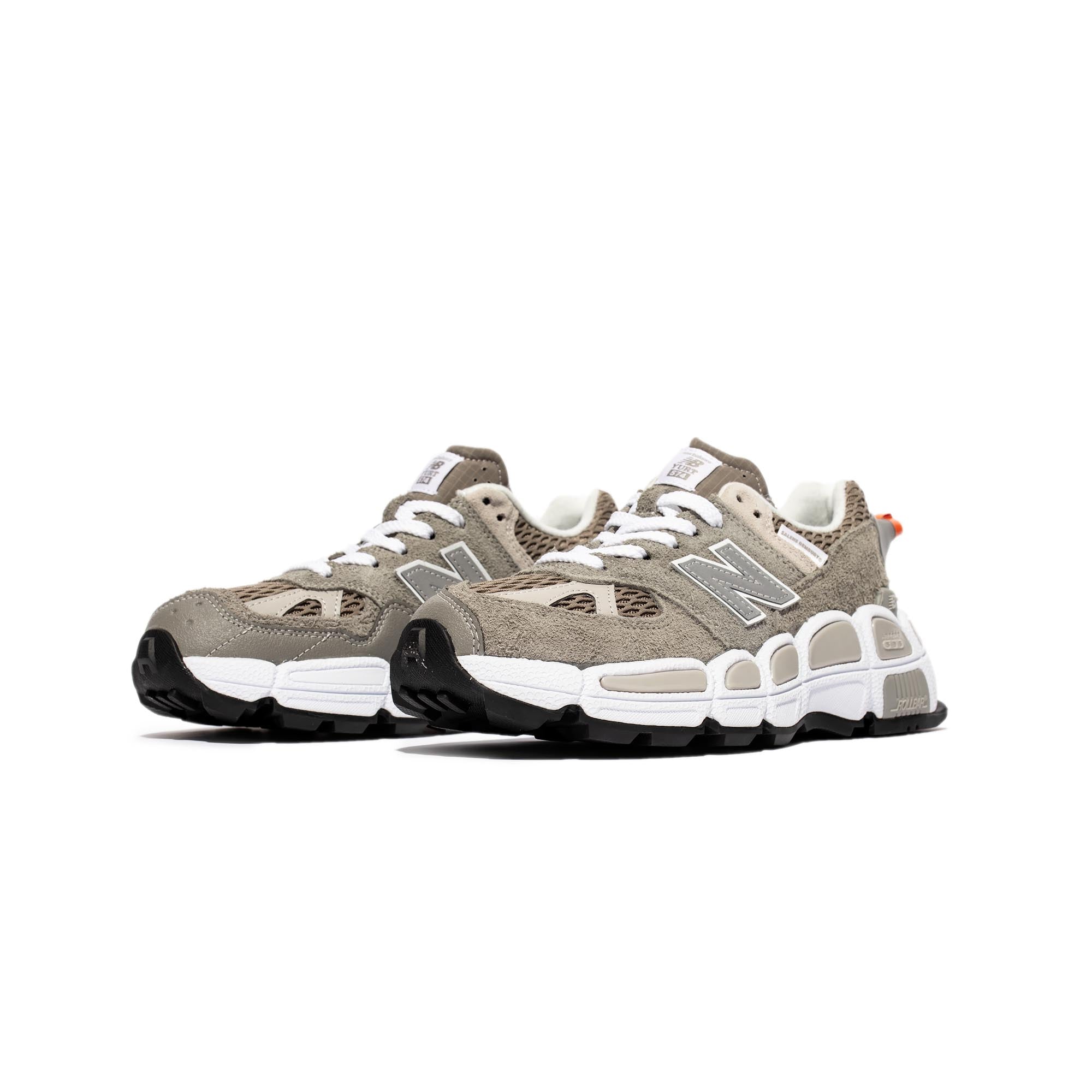X Salehe Bembury 574 Yurt Shoes New balance оригінал – Купити в Україні – вид ззаду