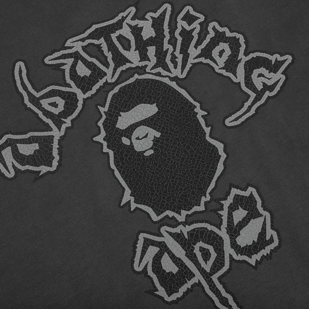 Оригінальна Mad College Garment Dyed Relaxed Fit Tee A bathing ape – детальний вид