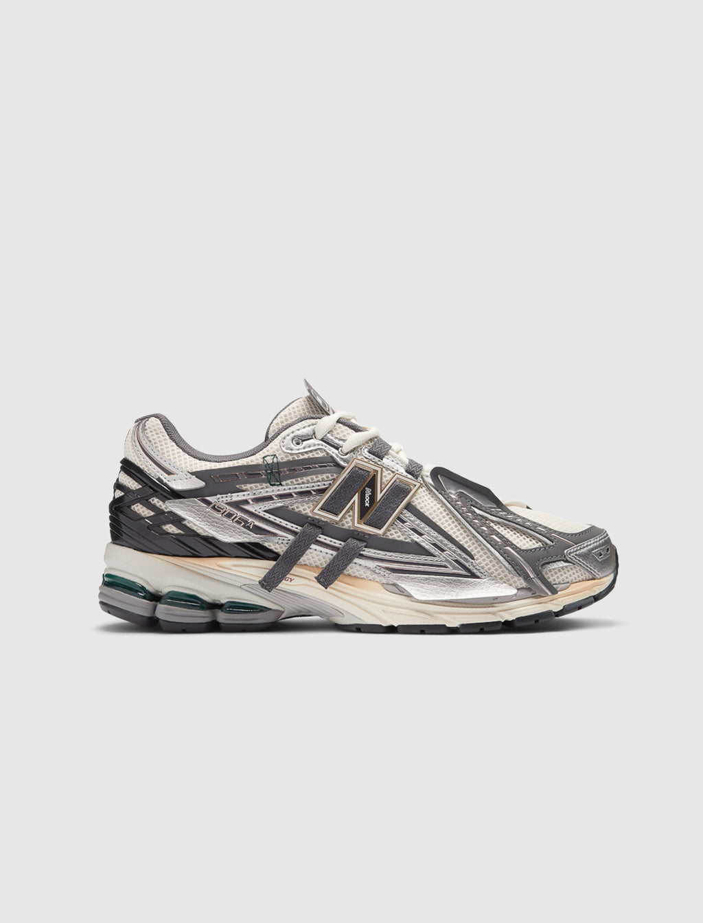 Оригінальна 1906a Silver Metallic New balance – боковий вид