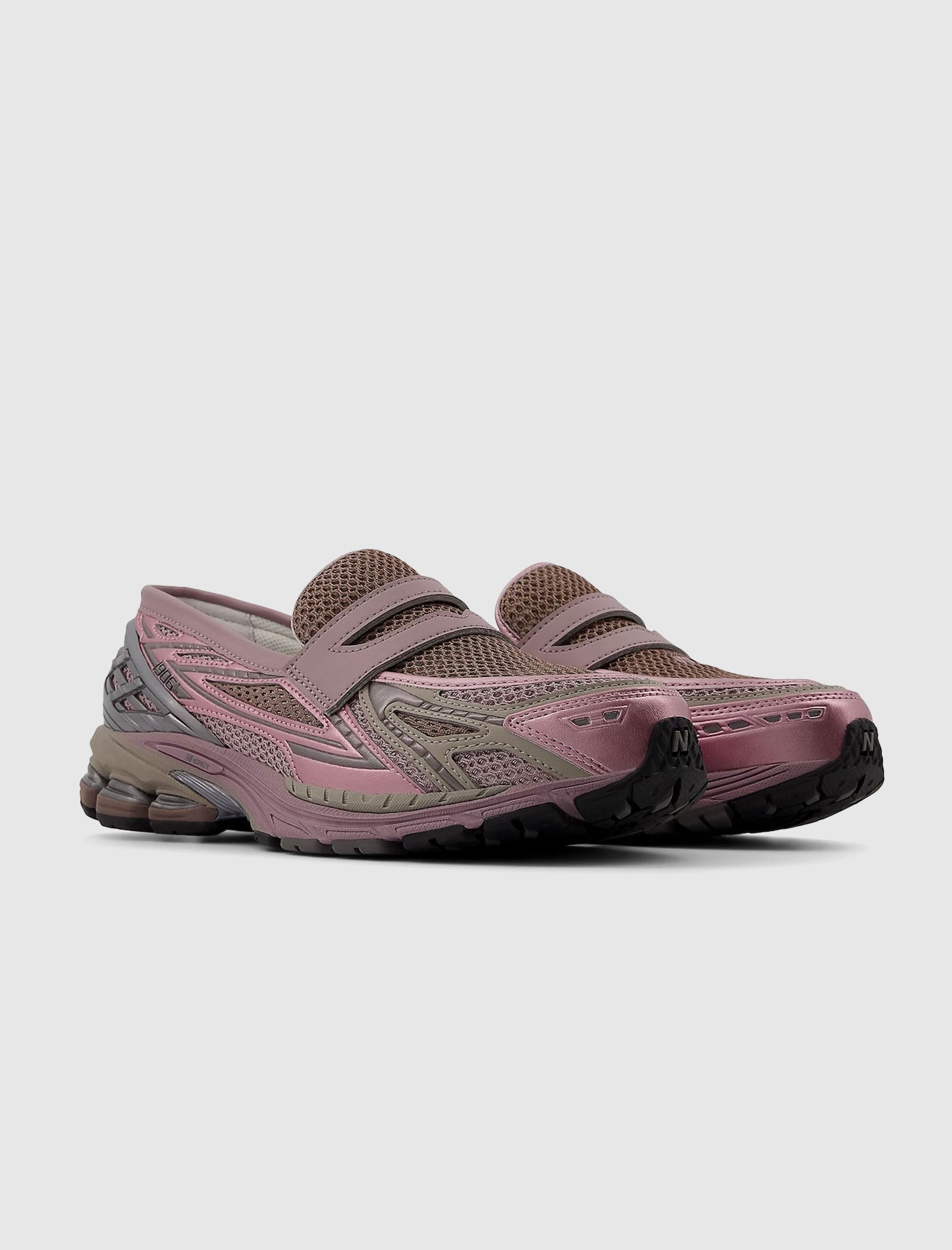 Оригінальна 1906l Ice Wine New balance – вид ззаду