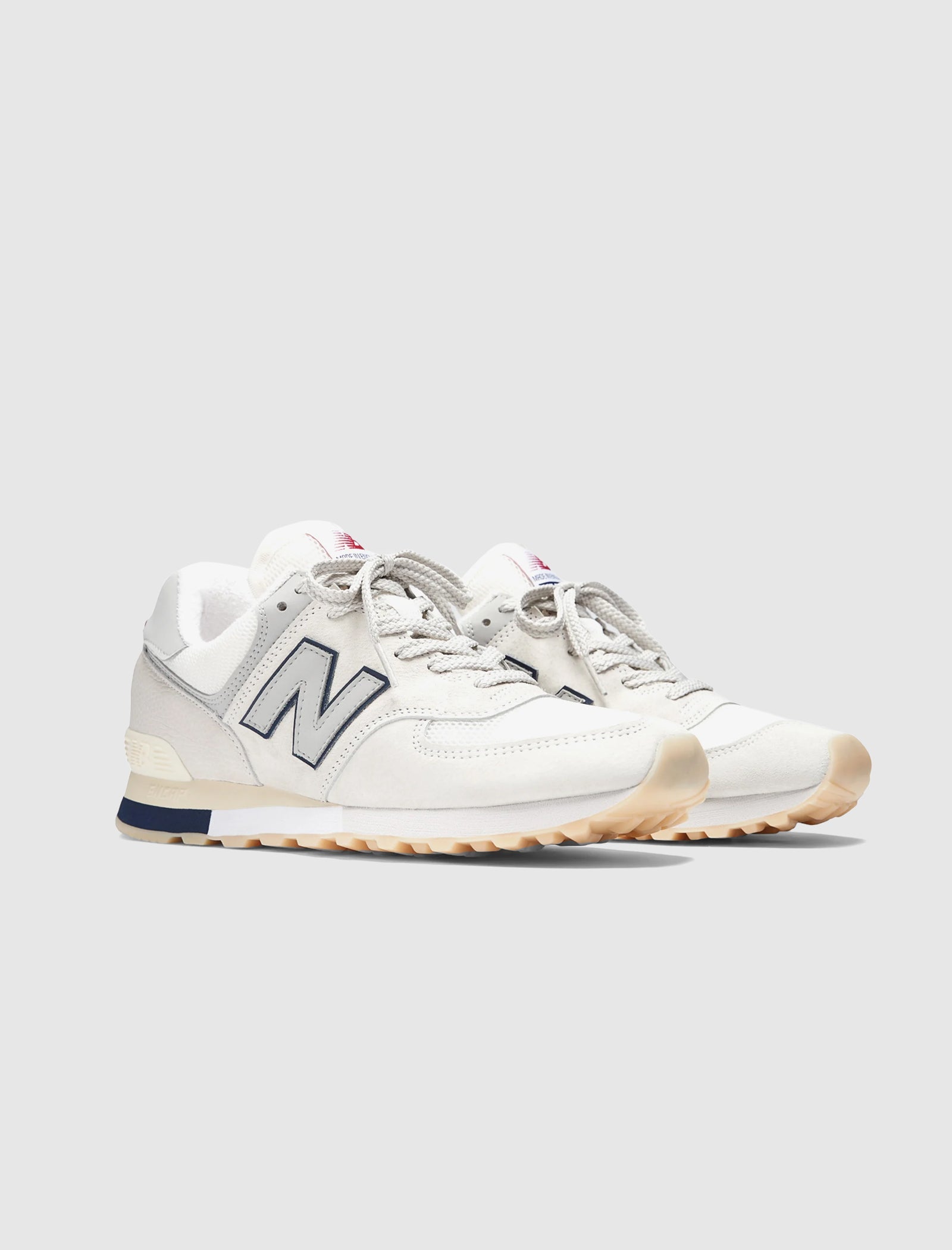 Made In Uk 576 Off White New balance оригінал – Купити в Україні – вид ззаду