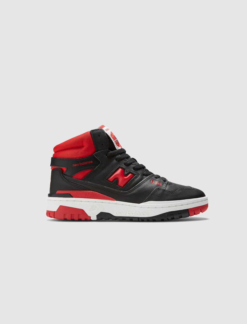 Оригінальна 650 Bred New balance – боковий вид