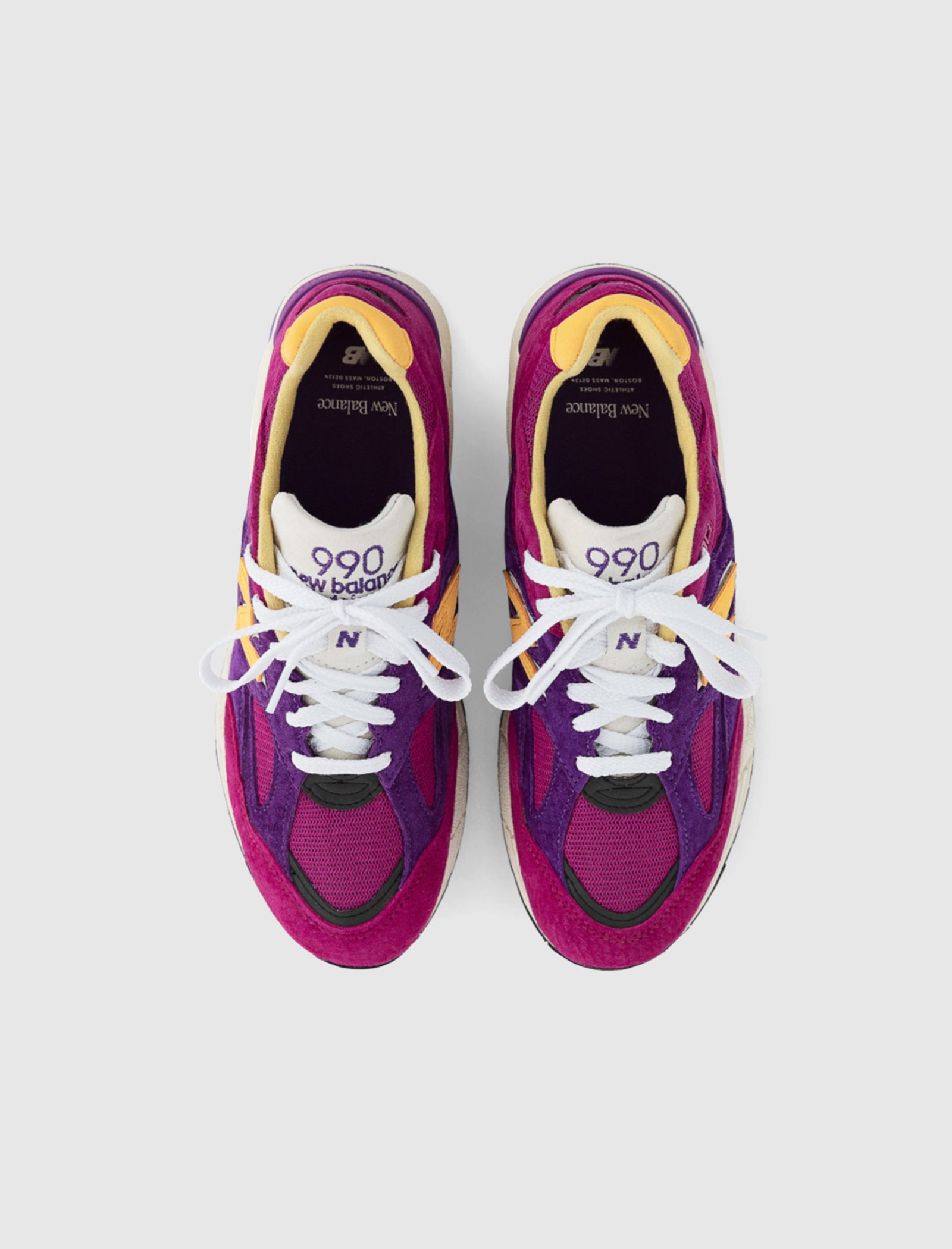 Оригінальна 990 V2 Made In Usa Pink New balance – детальний вид