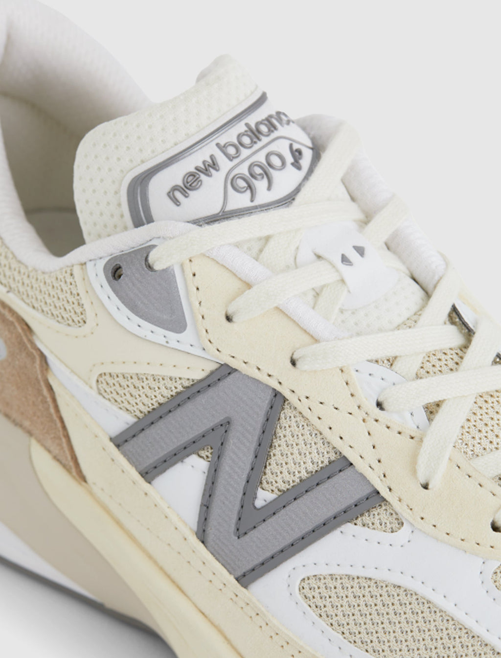 990 V6 Made In Usa Cream New balance оригінал – Купити в Україні – вид ззаду