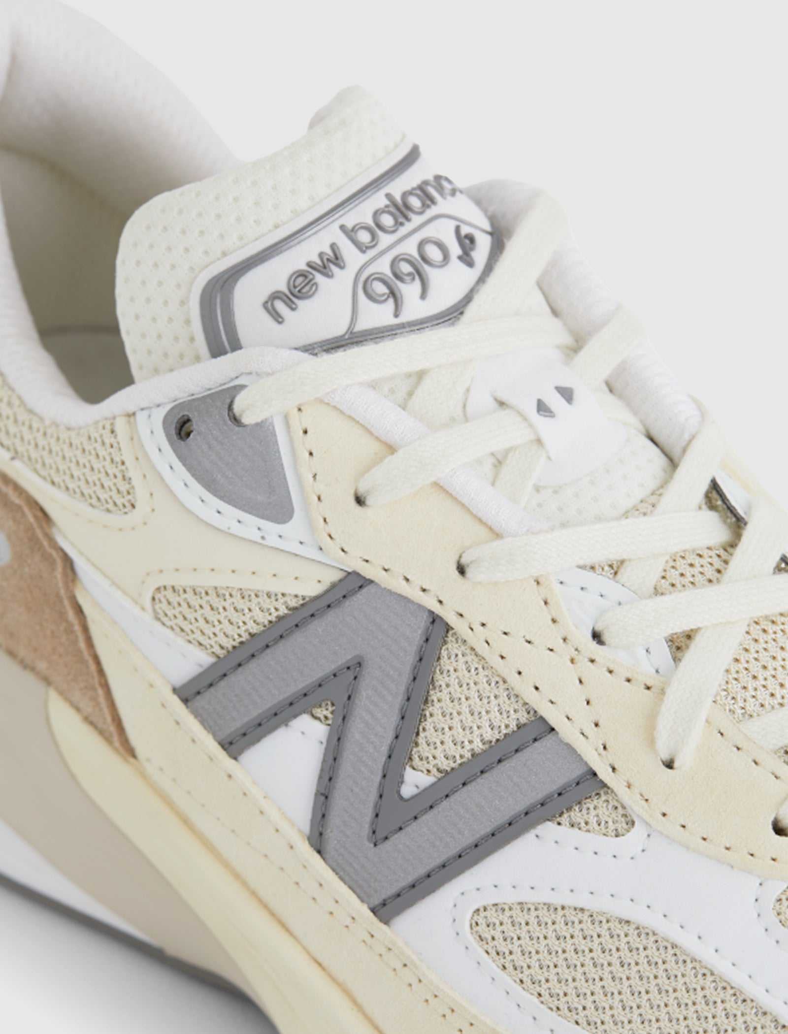 990 V6 Made In Usa Cream New balance оригінал – Купити в Україні – вид ззаду