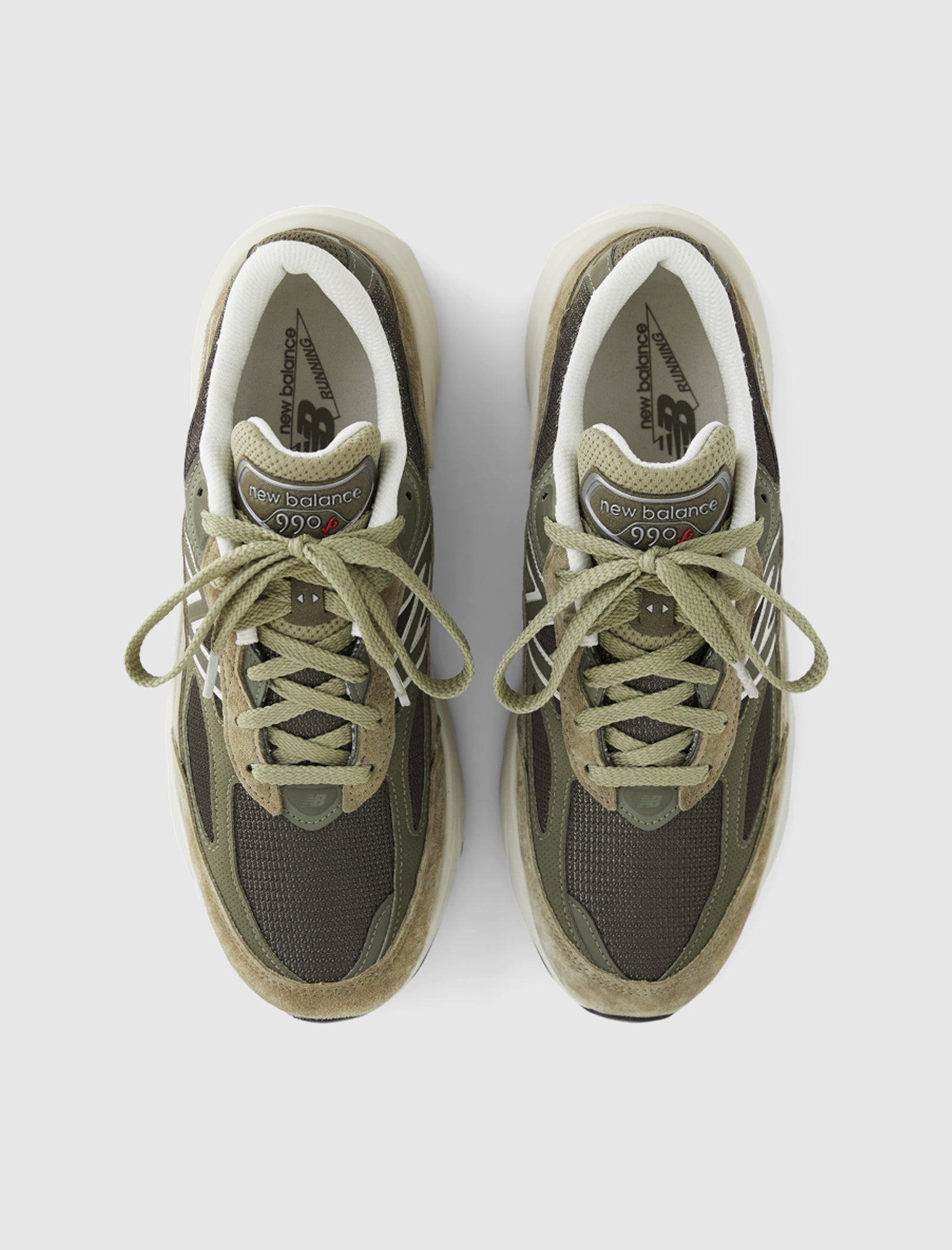 Оригінальна 990 V6 True Camo New balance – детальний вид
