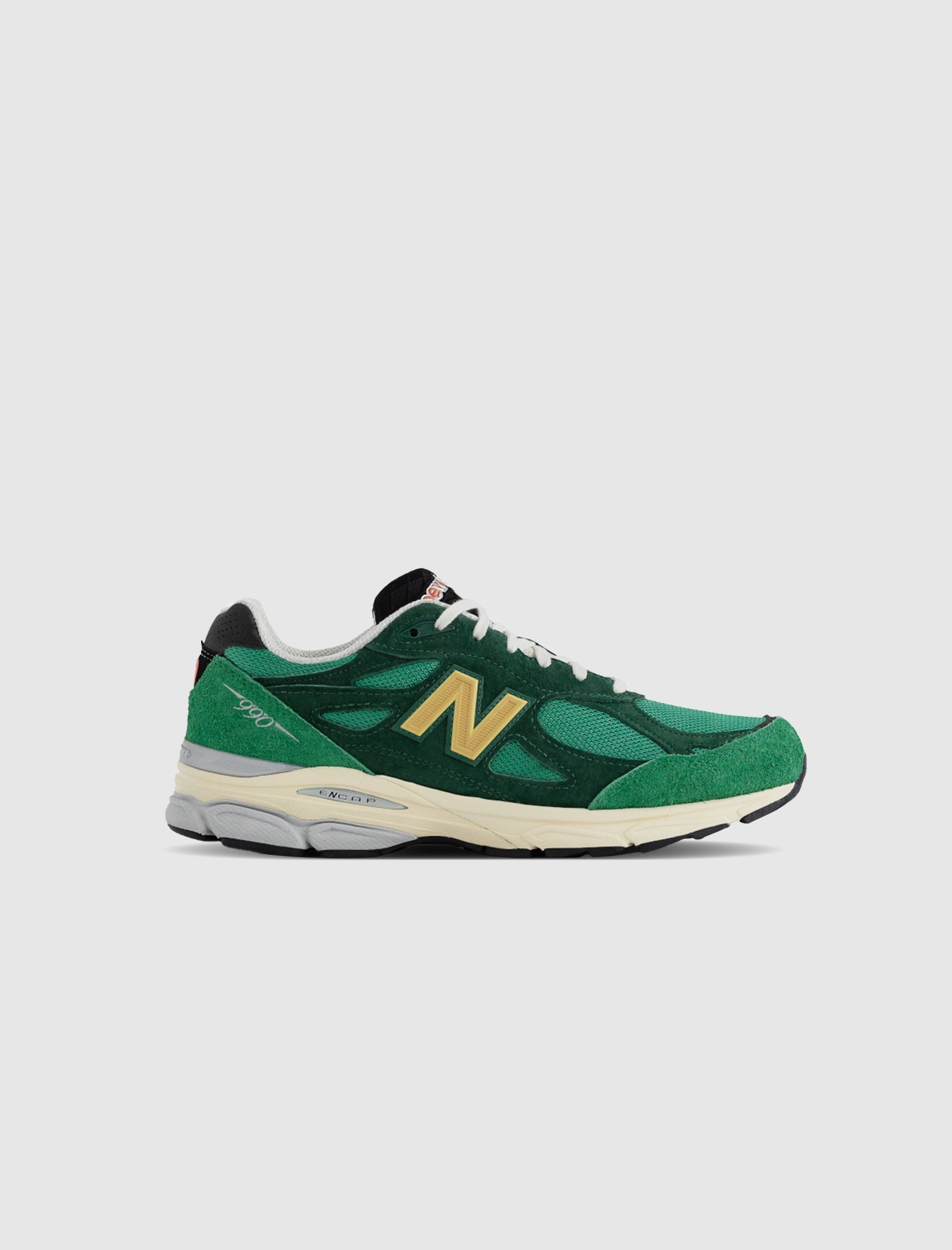 Оригінальна 990 V3 Made In Usa Green New balance – боковий вид