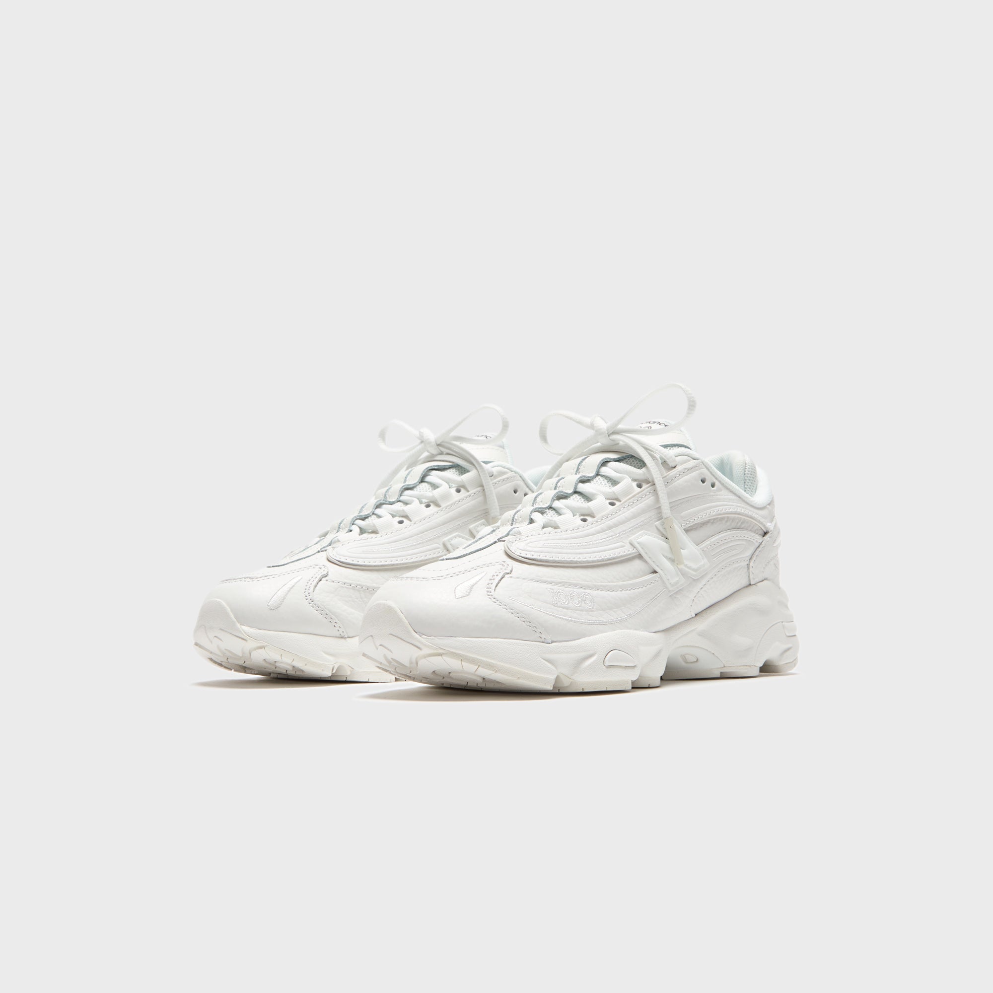 M1000 White New balance оригінал – Купити в Україні – вид ззаду