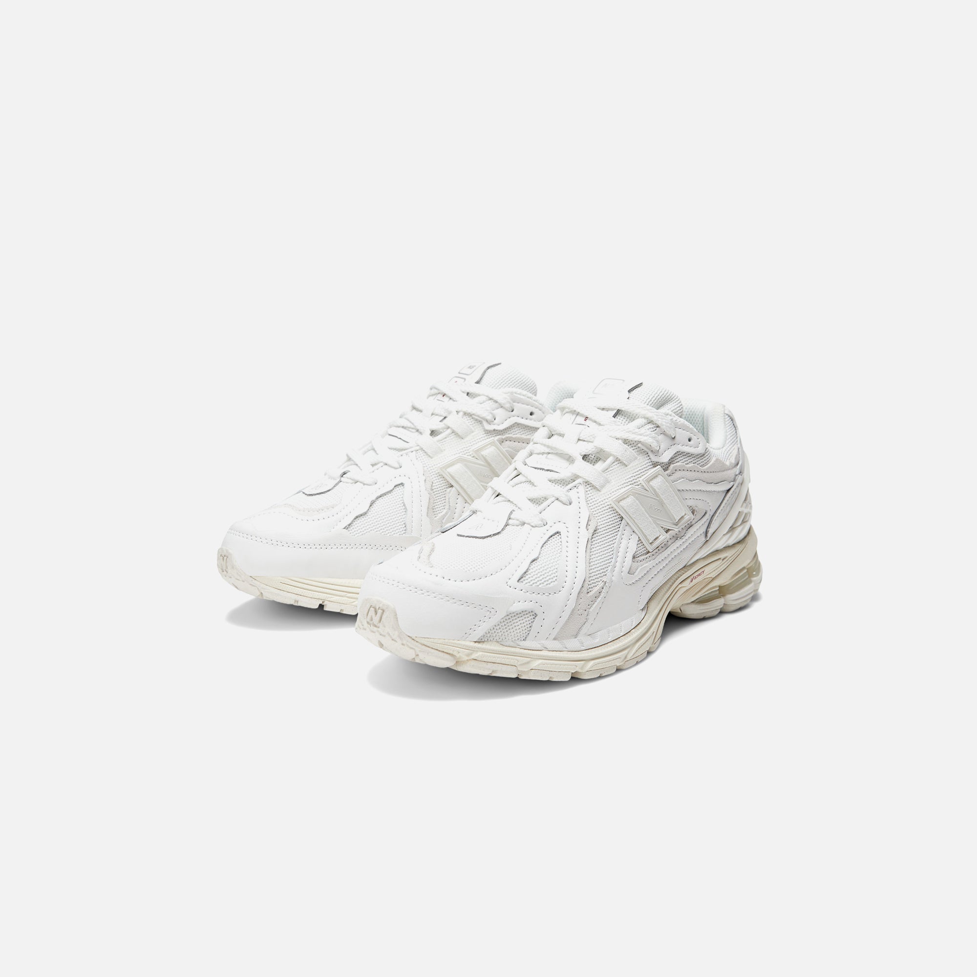 Оригінальна 1906r White New balance – вид ззаду