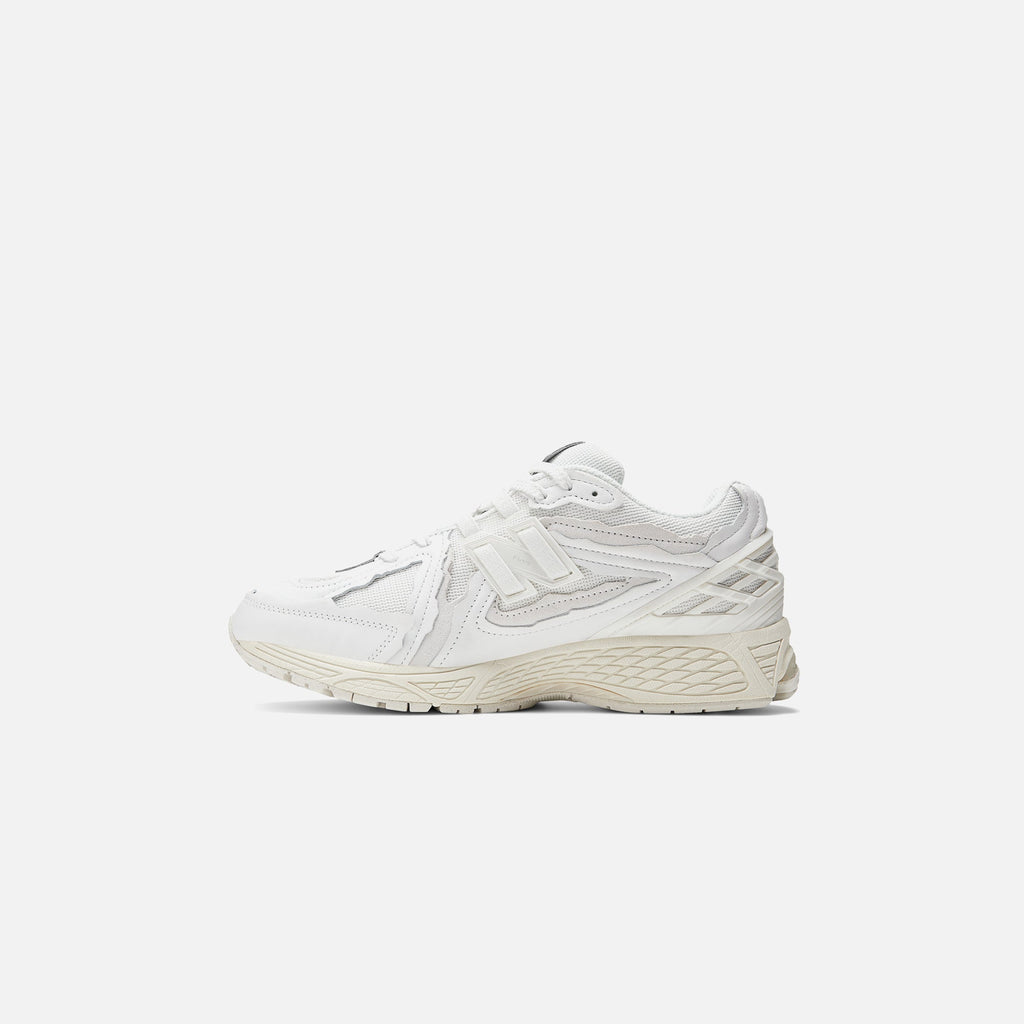 Оригінальна 1906r White New balance – детальний вид