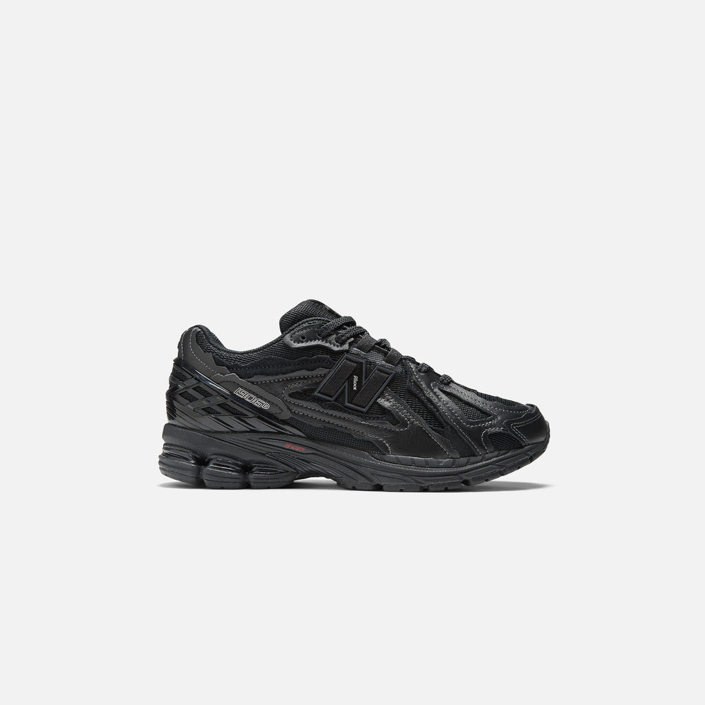 1906r Black New balance – Гарантія оригінальності – боковий вид