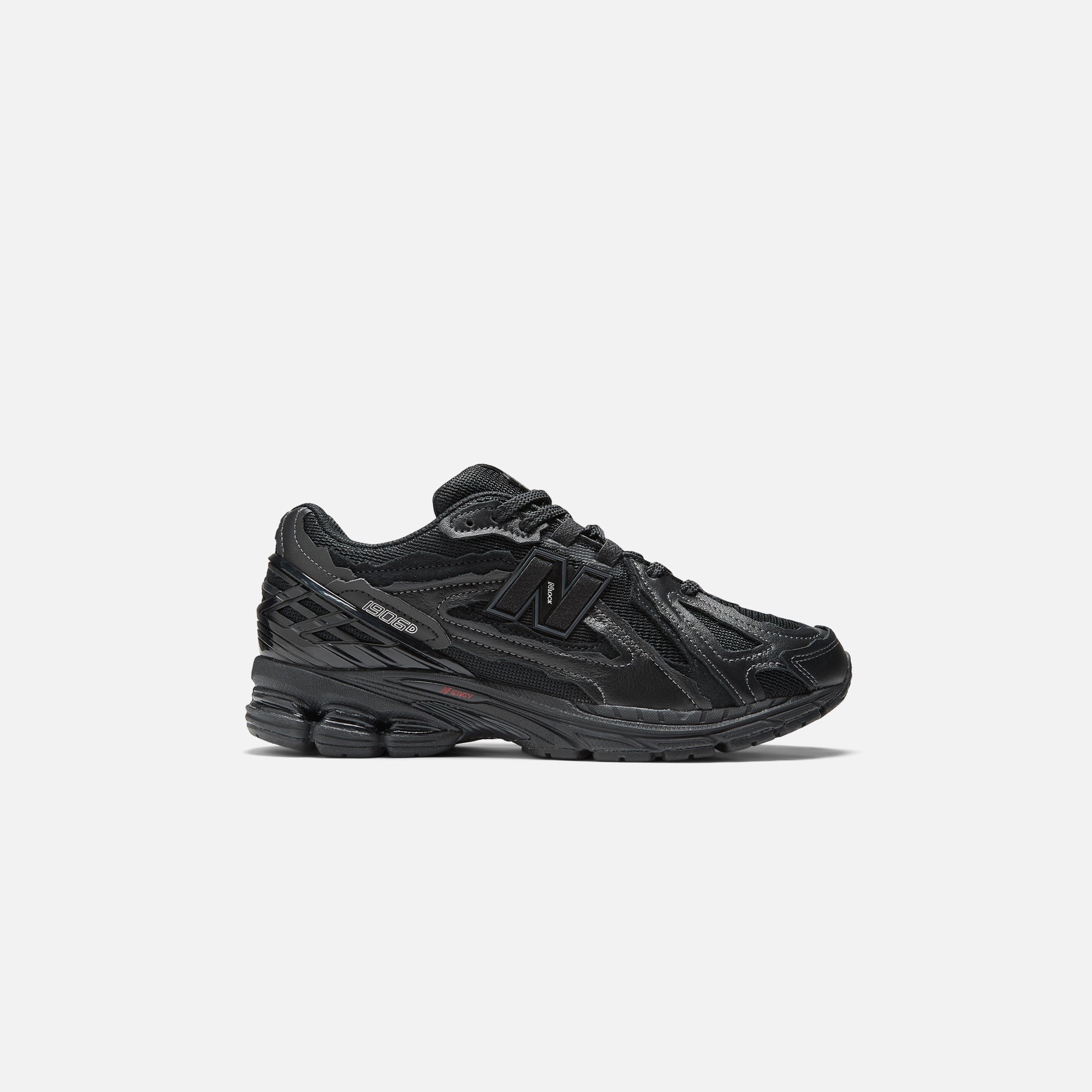 1906r Black New balance – Гарантія оригінальності – боковий вид