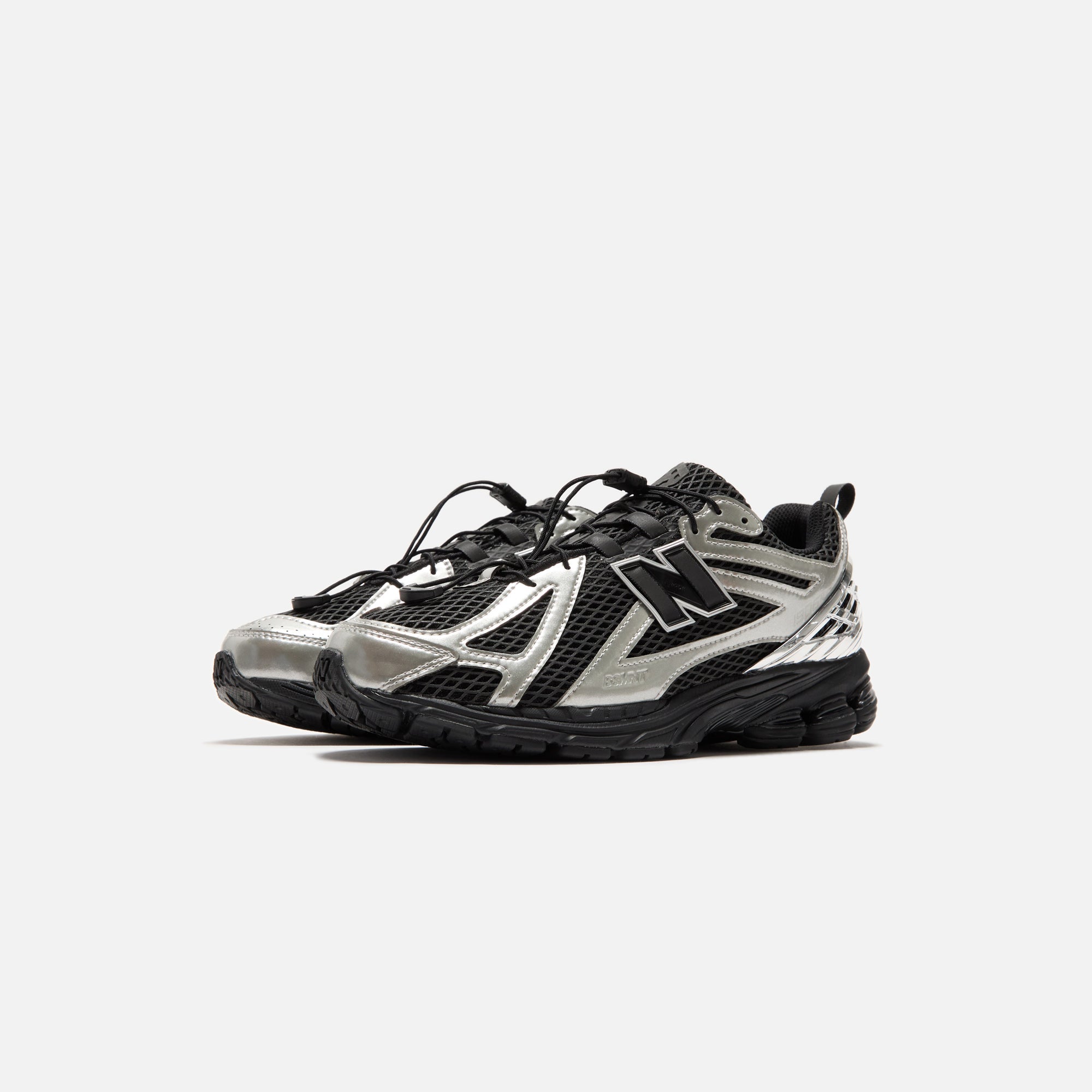 X The Basement 1906r Black New balance оригінал – Купити в Україні – вид ззаду