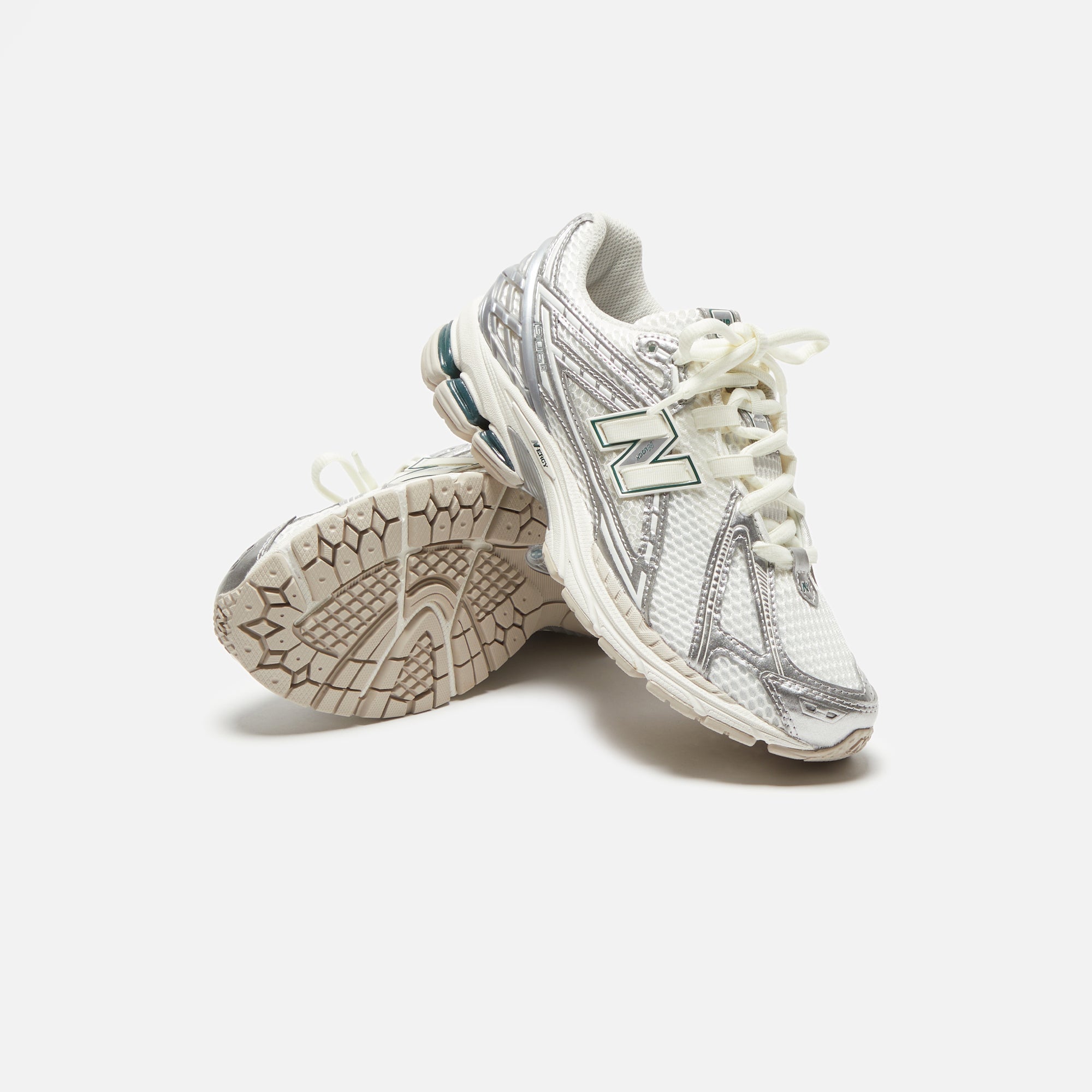 1906r Silver Metallic New balance – Гарантія оригінальності – збільшений вид - NEW BALANCE