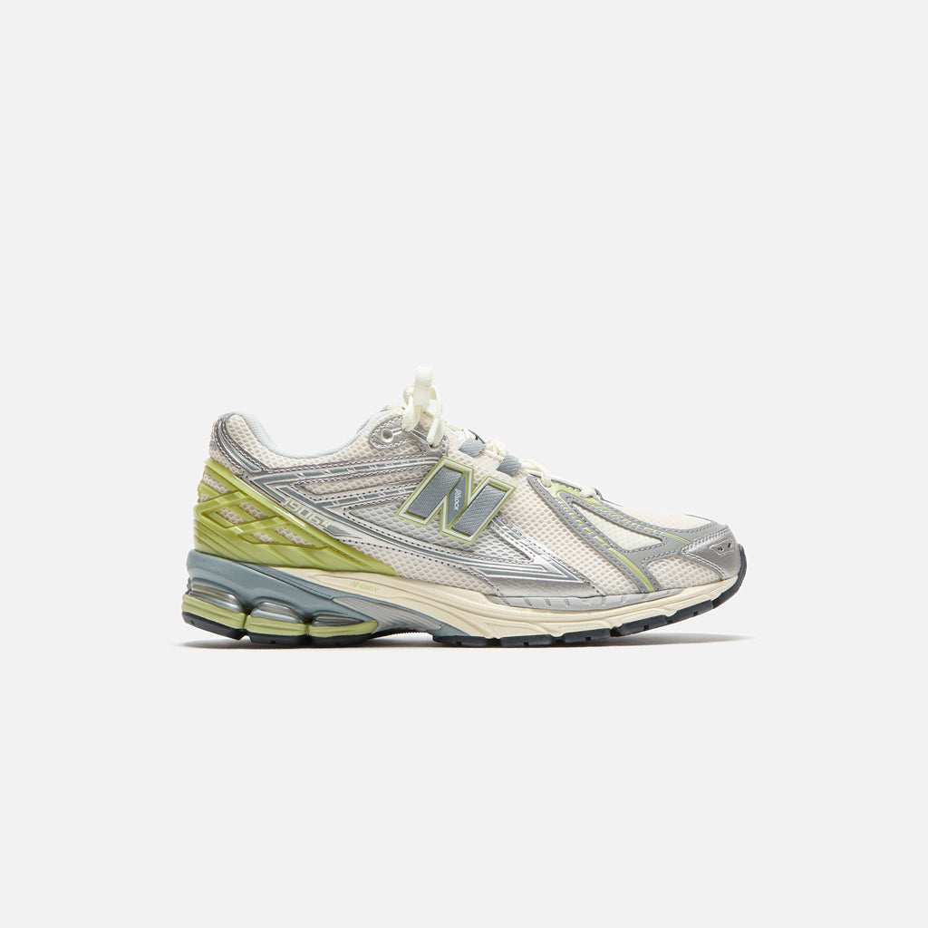 New balance Footwear оригінал | Швидка доставка Україна – боковий вид
