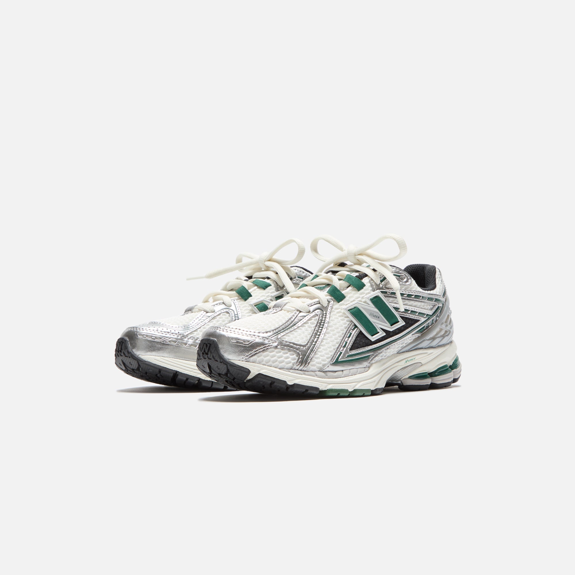 1906r Silver Metallic New balance – Гарантія оригінальності – вид ззаду