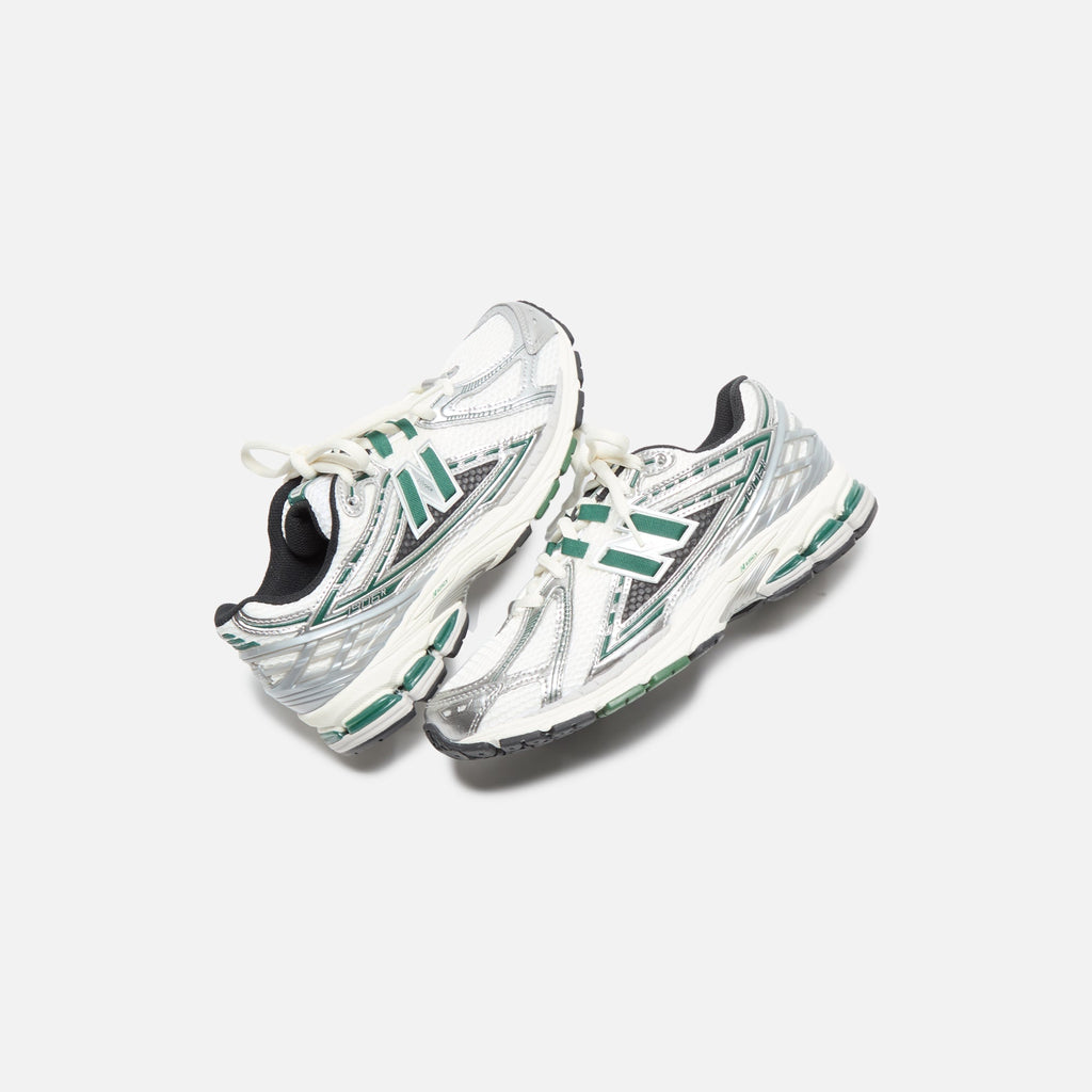 1906r Silver Metallic New balance – Гарантія оригінальності – збільшений вид