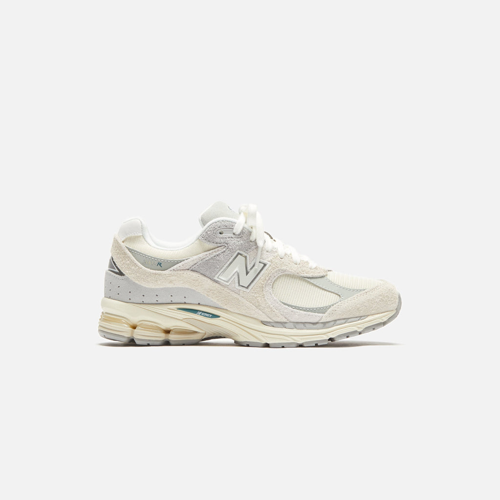 2002r Linen New balance оригінал – Купити в Україні – боковий вид