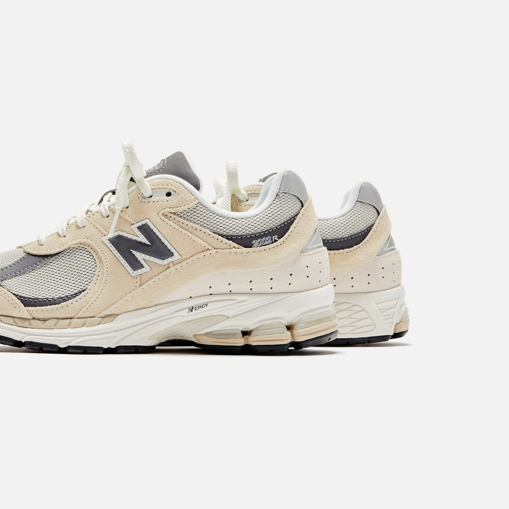 2002r Sandstone New balance – Гарантія оригінальності – детальний вид