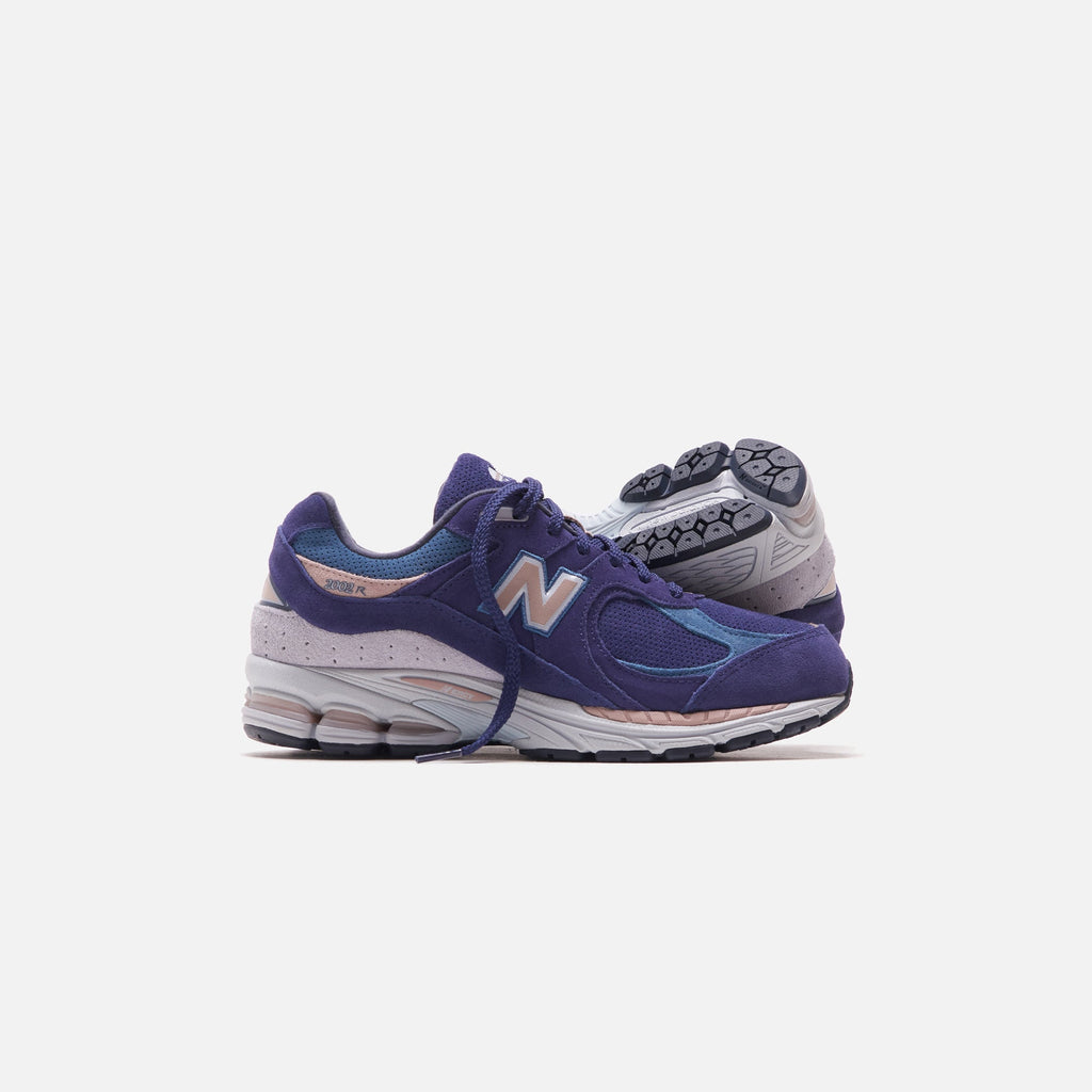 Оригінальна 2002r Navy New balance – детальний вид