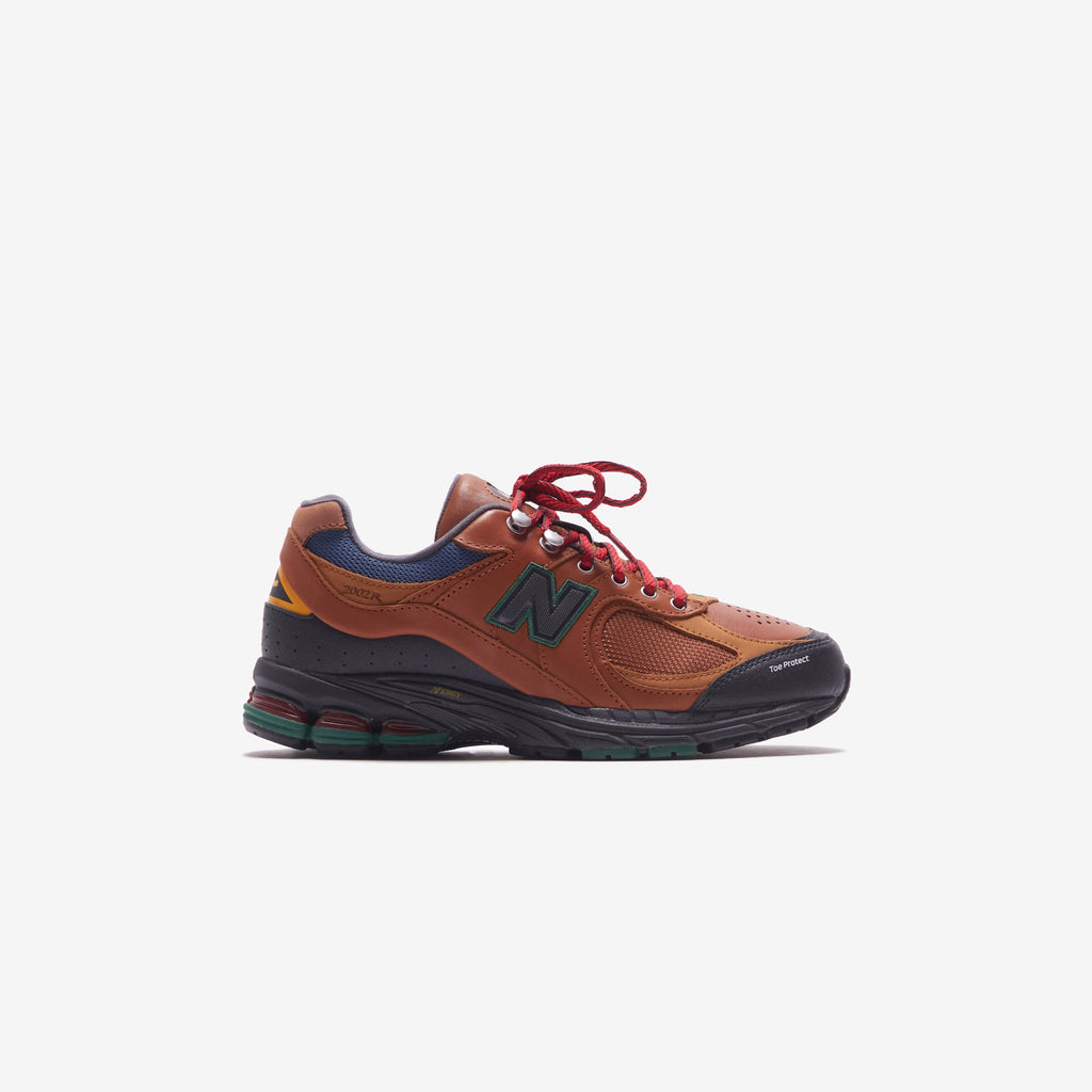 2002r Brown New balance – Гарантія оригінальності – боковий вид