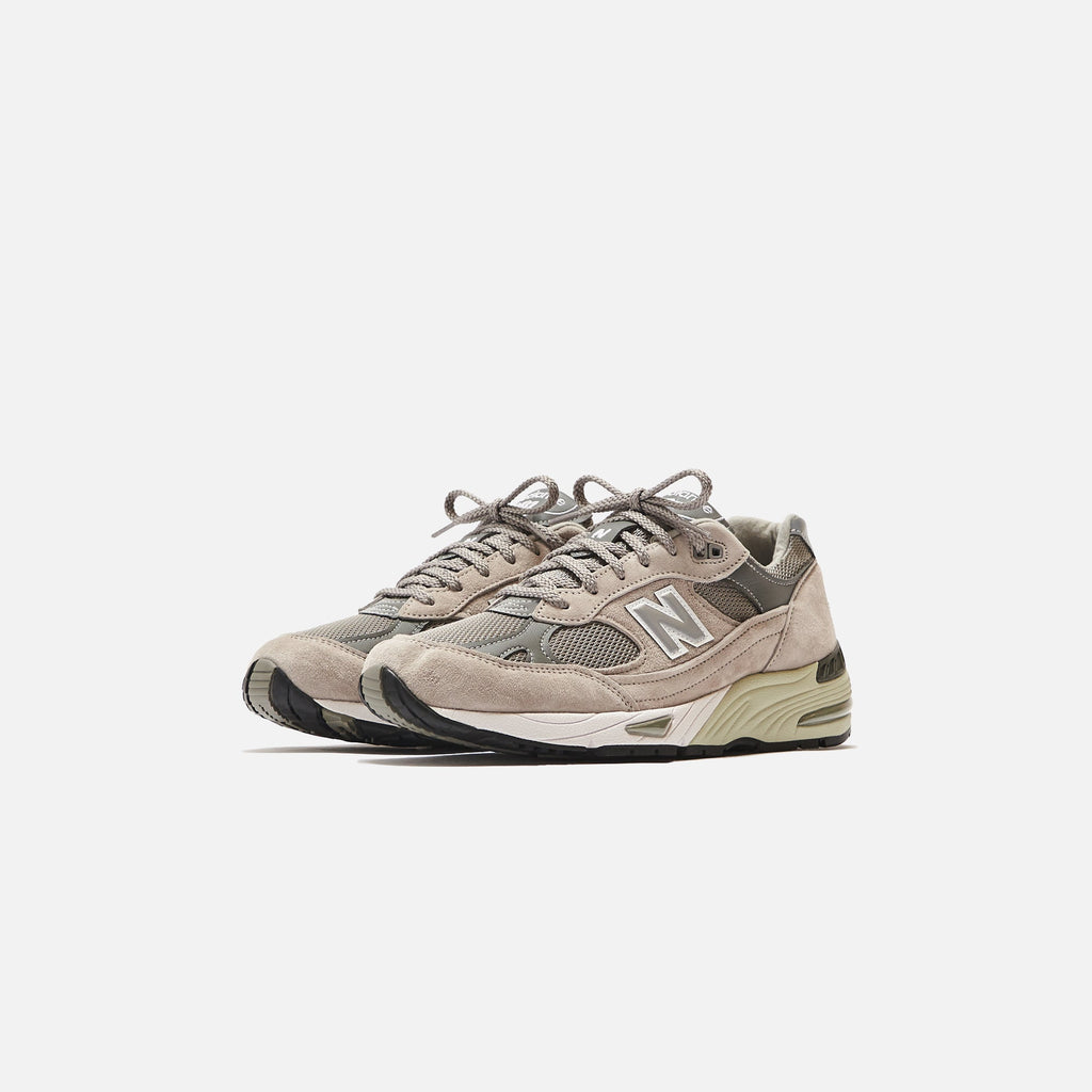 Wmns Made In Uk 991 Grey New balance – Гарантія оригінальності – вид ззаду
