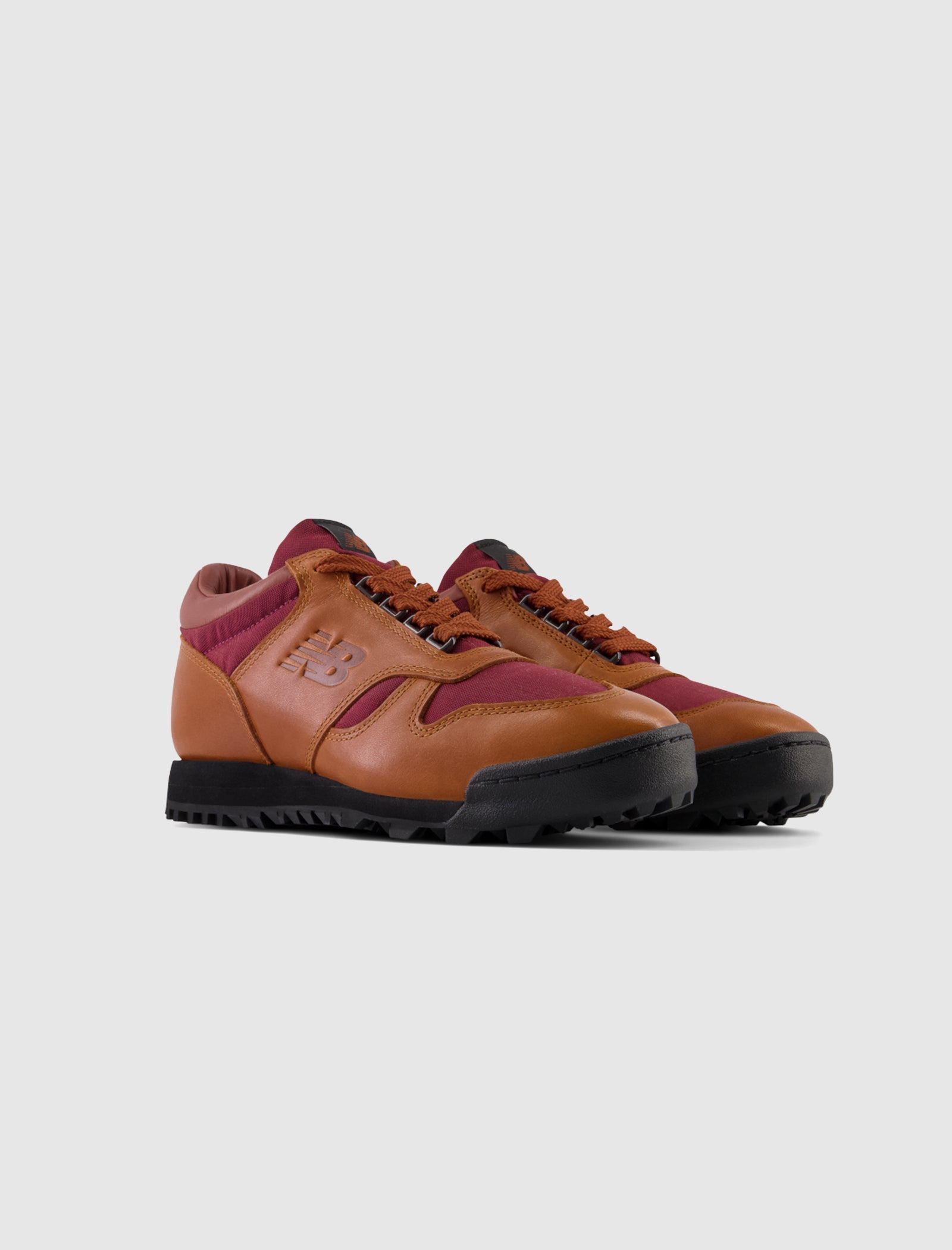 Rainier Low Glazed Ginger New balance оригінал – Купити в Україні – вид ззаду