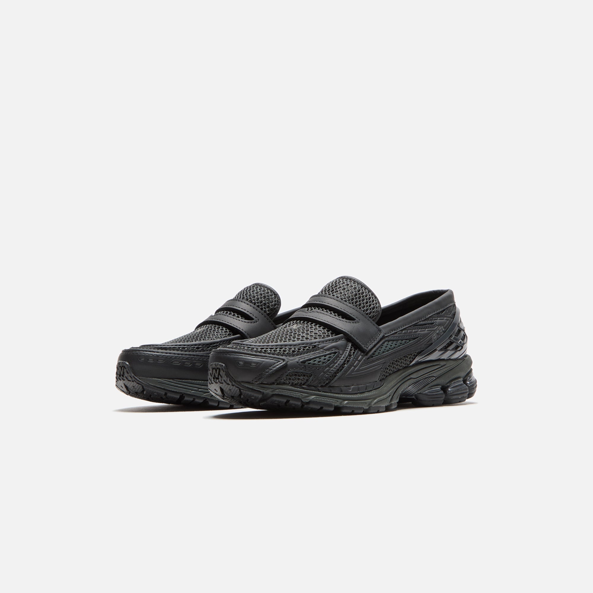 1906l Black New balance оригінал – Купити в Україні – вид ззаду