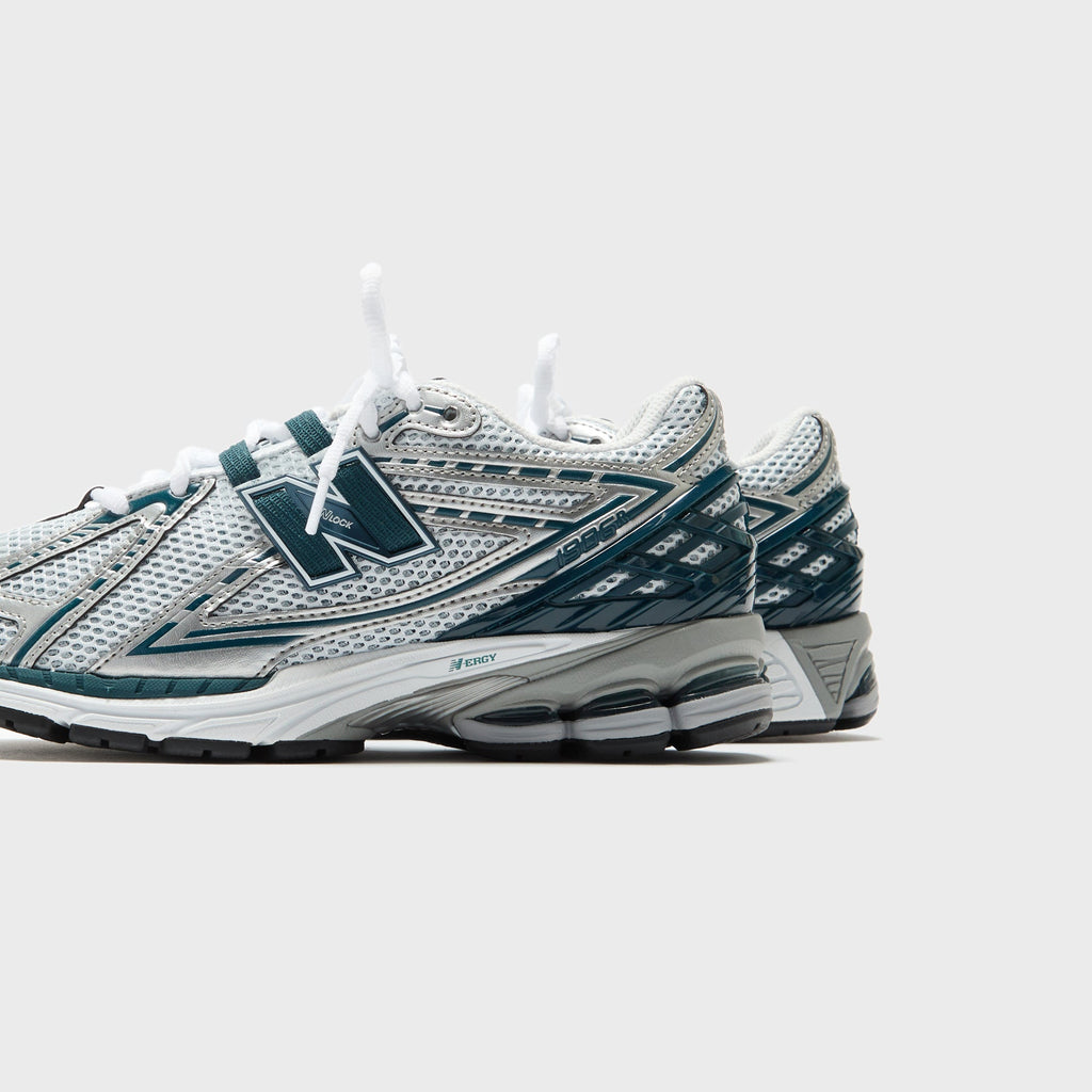 1906r Silver Metallic New balance – Гарантія оригінальності – детальний вид