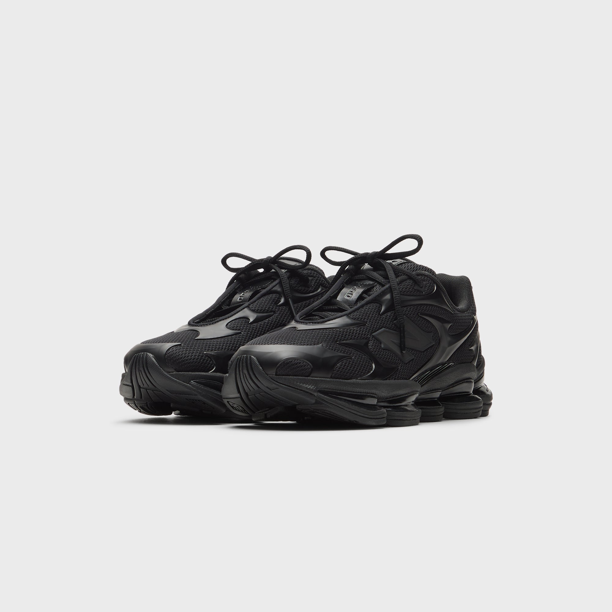 Оригінальна Abzorb 2000 Black Metallic New balance – вид ззаду