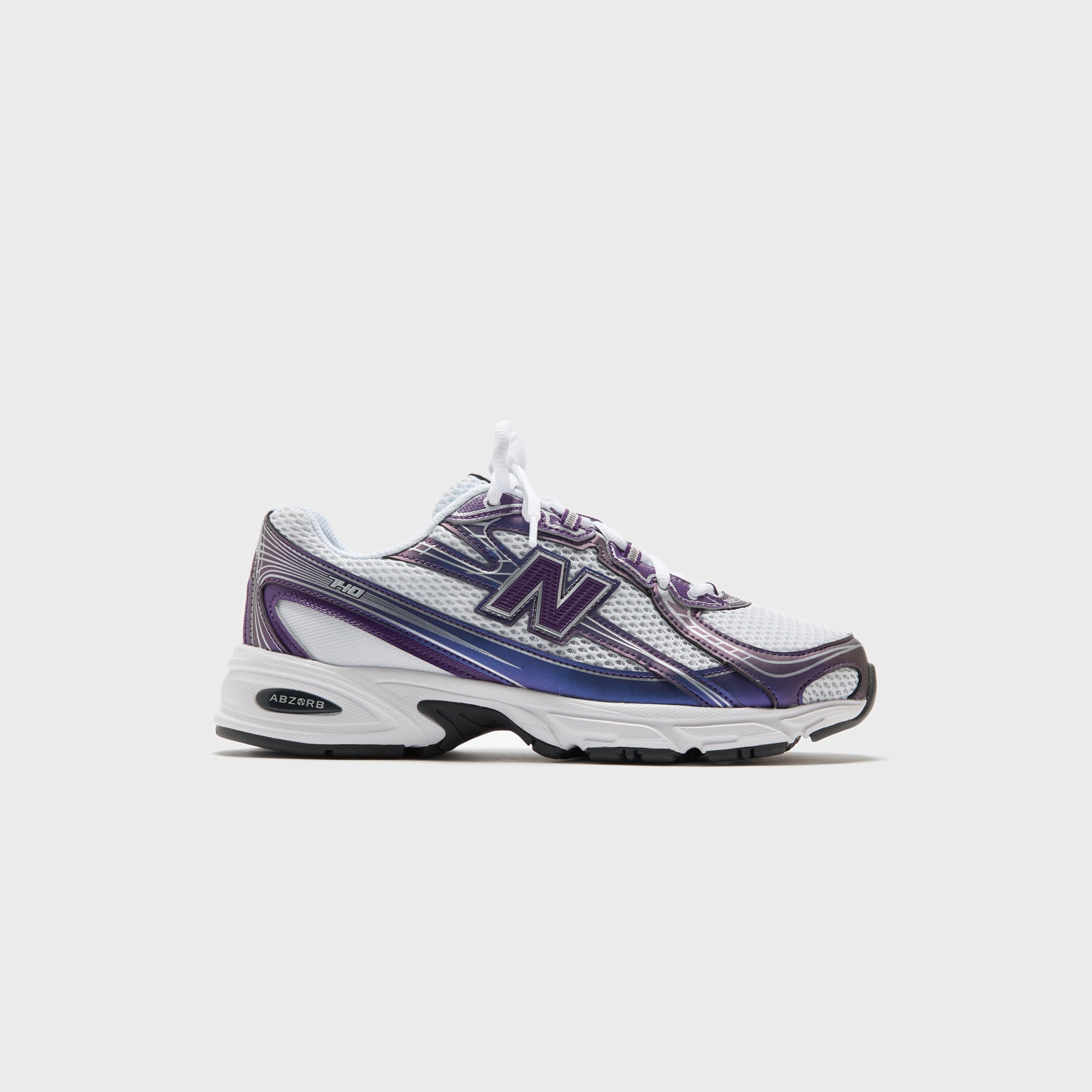 Оригінальна 740 Concord Graphite New balance – боковий вид
