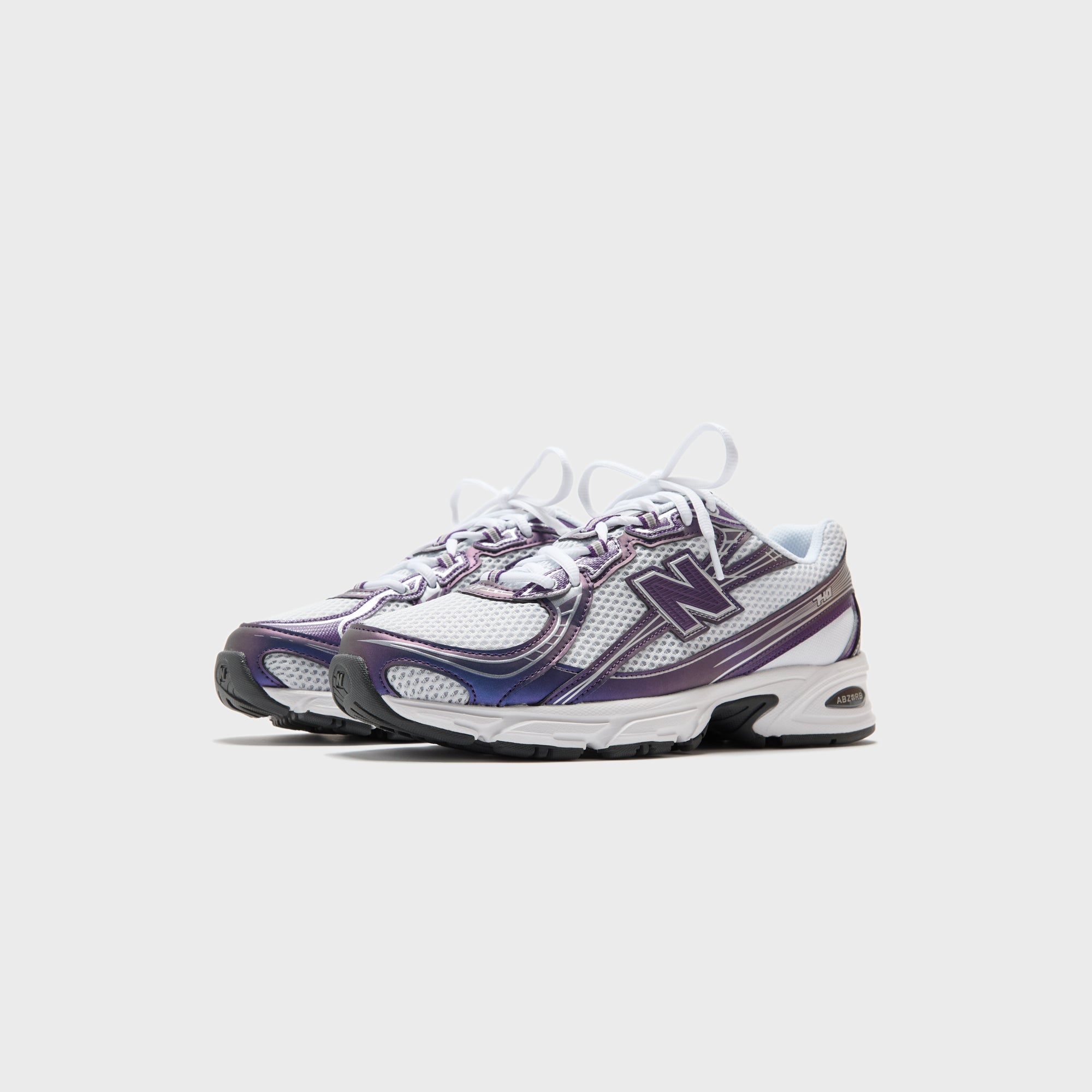 Оригінальна 740 Concord Graphite New balance – вид ззаду
