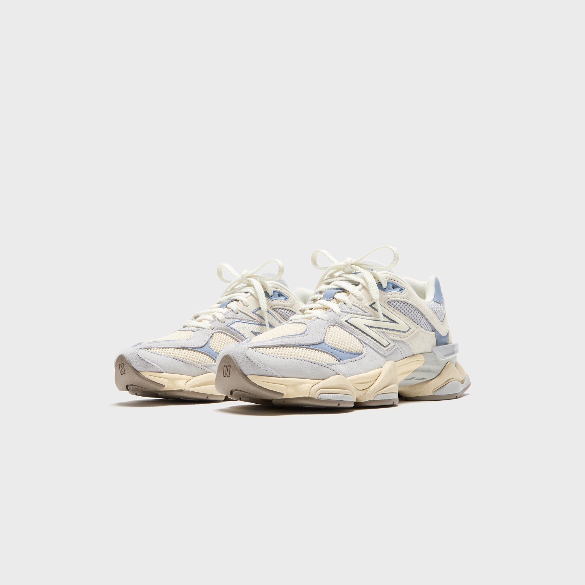 Wmns 9060 Pearl Grey New balance оригінал – Купити в Україні – вид ззаду - NEW BALANCE