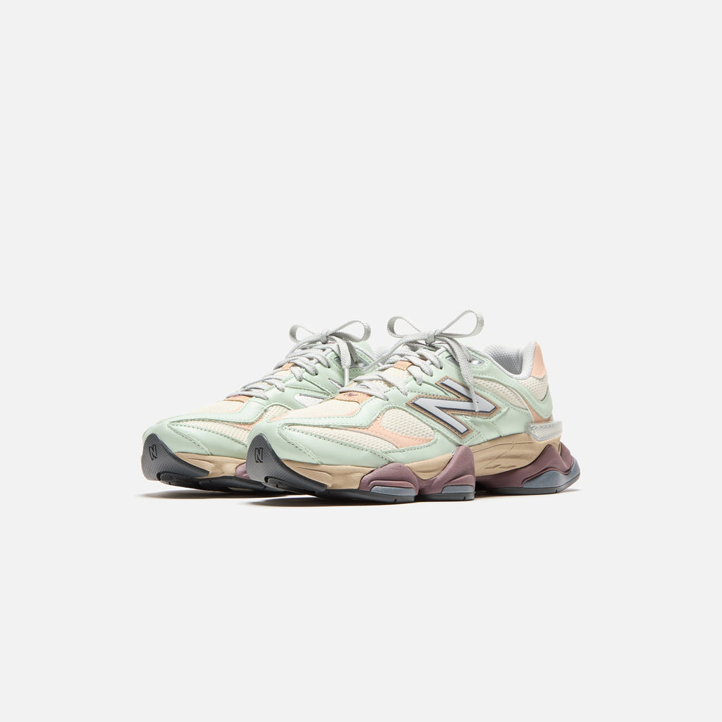 9060 Clay Ash New balance оригінал – Купити в Україні – вид ззаду