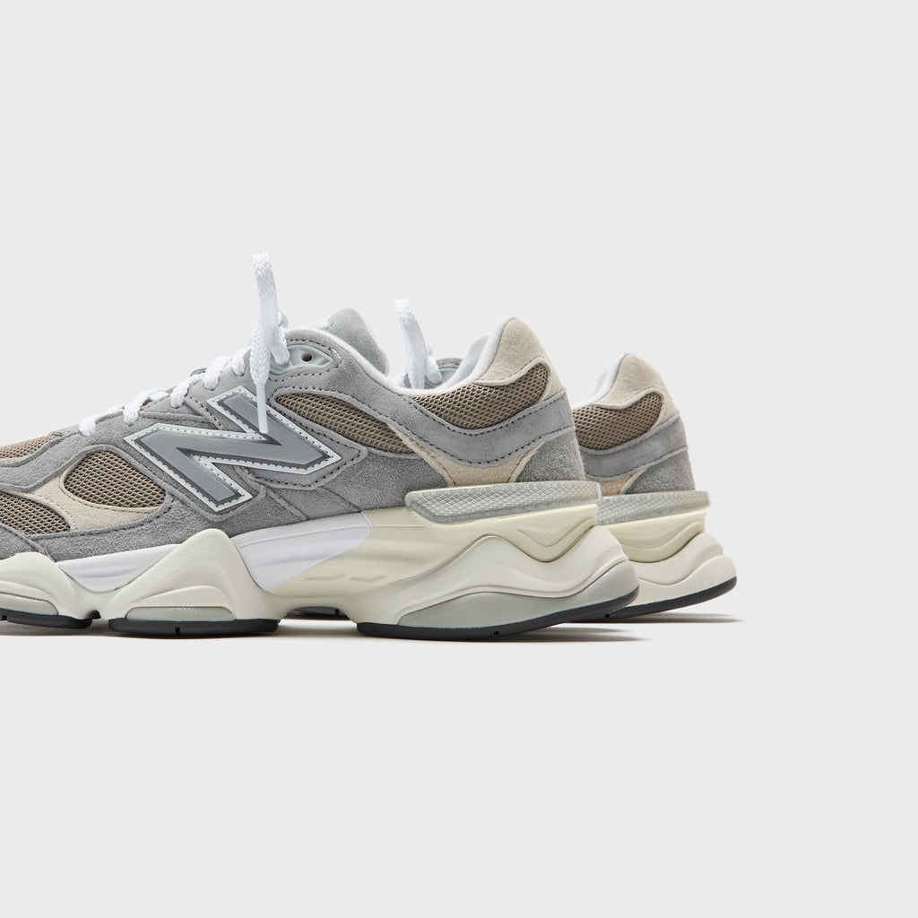 Оригінальна 9060 Slate Grey New balance – детальний вид