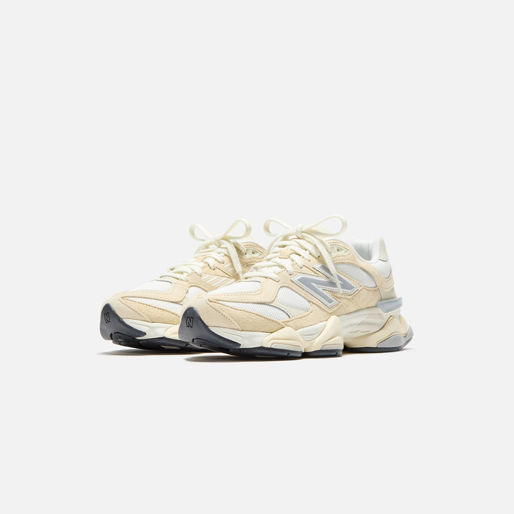 9060 Calcium New balance оригінал – Купити в Україні – вид ззаду