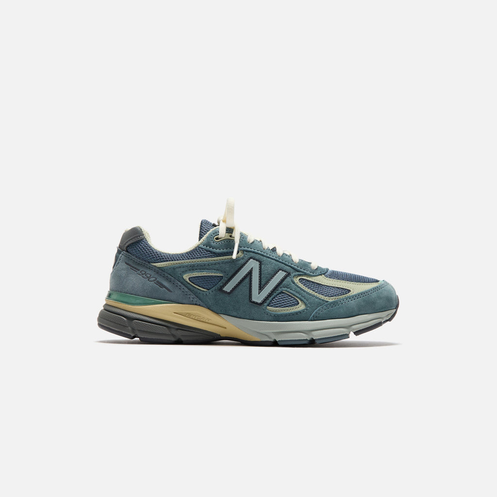 Оригінальна Made In Usa 990v4 Dusty Blue New balance – боковий вид