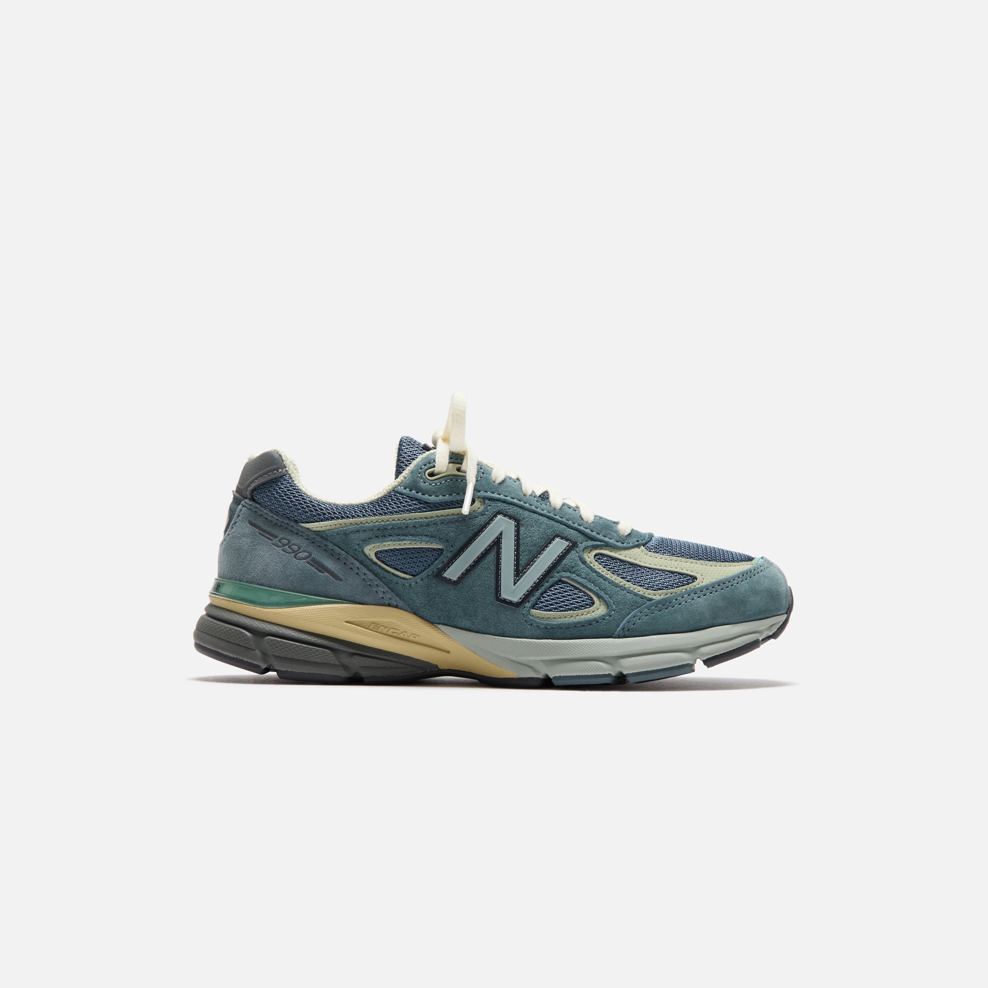 Оригінальна Made In Usa 990v4 Dusty Blue New balance – боковий вид