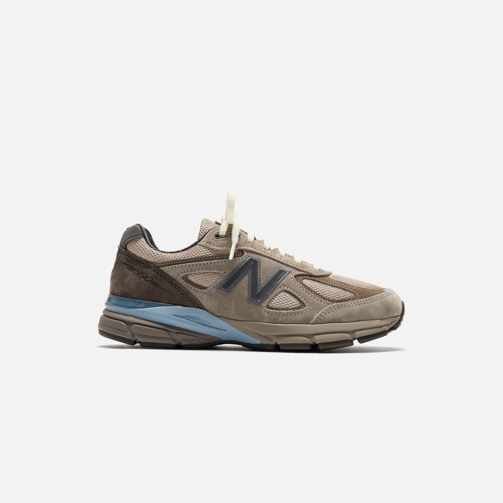 Оригінальна Made In Usa 990v4 Taupe New balance – боковий вид